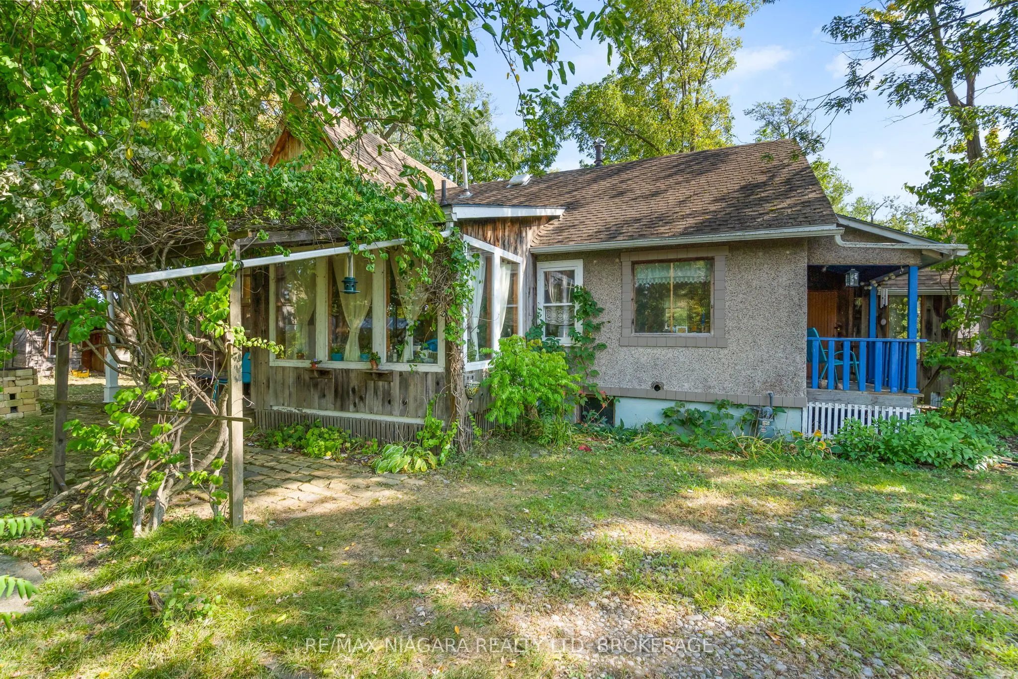 105 Weir Road