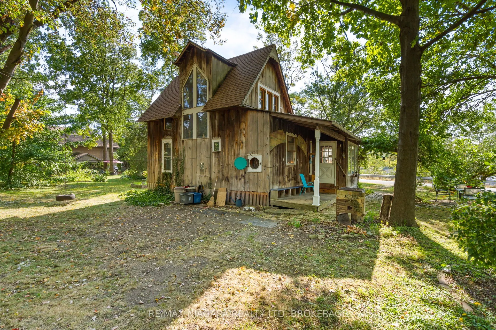 105 Weir Road