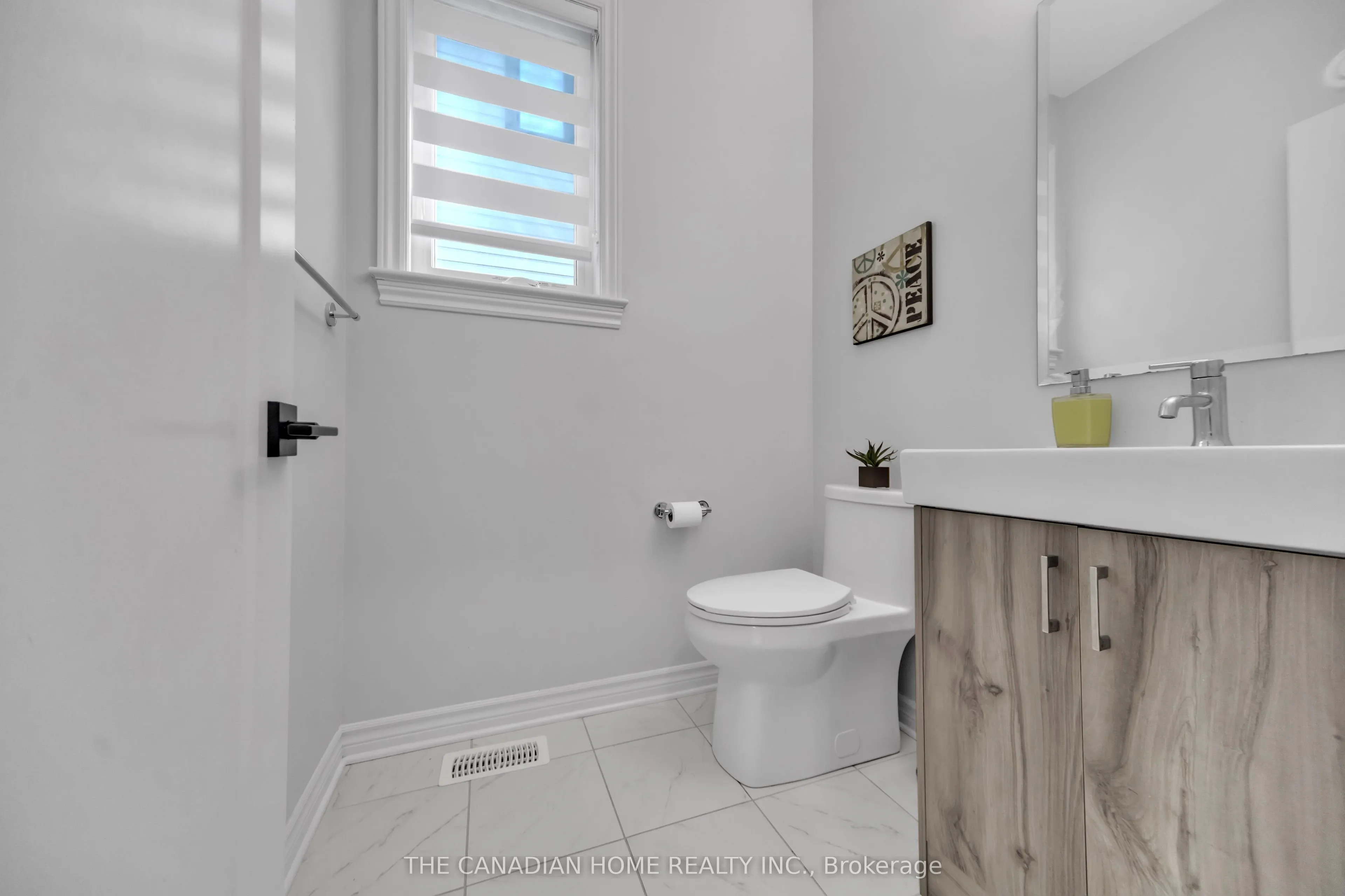 711 Moonflower Crescent