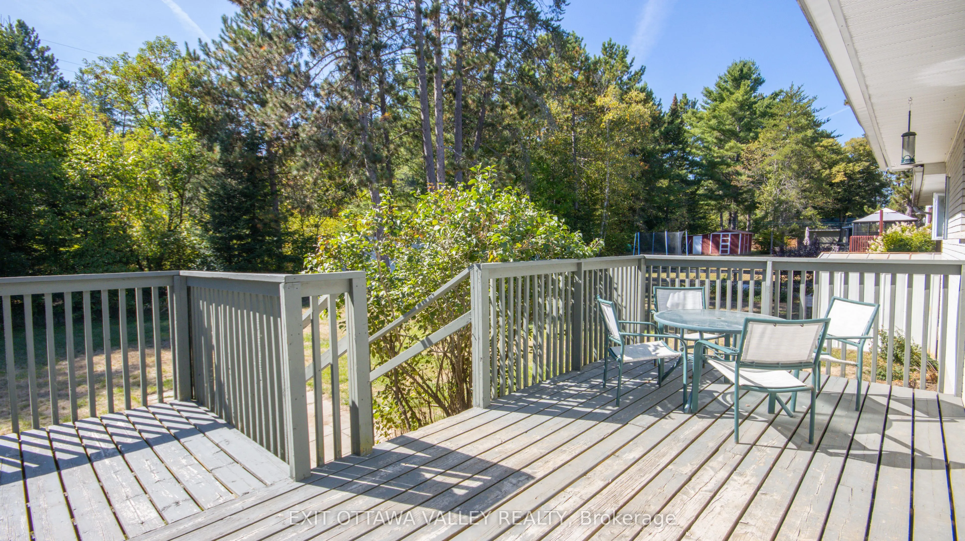 23 Sprucedale Avenue