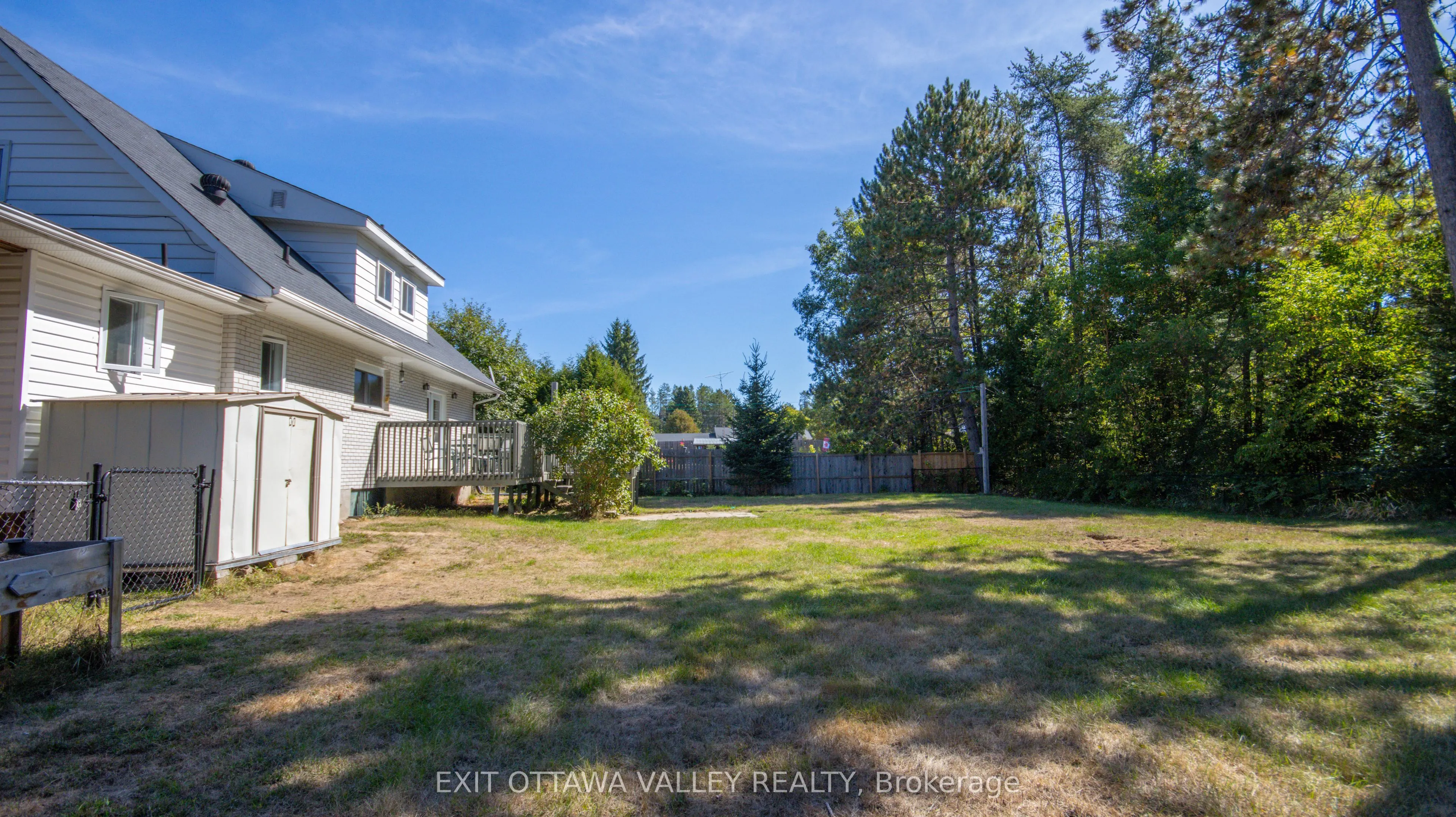 23 Sprucedale Avenue
