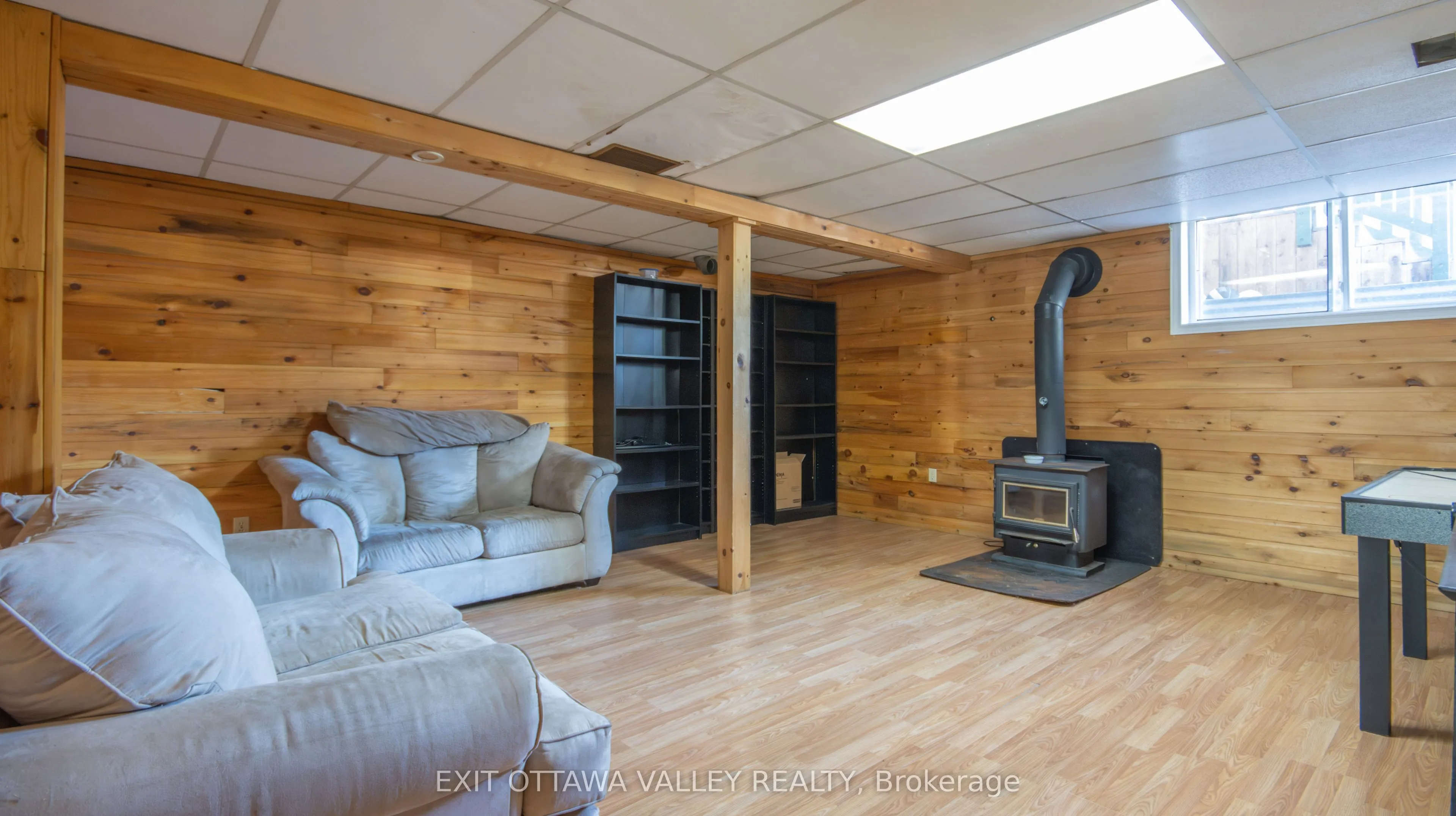 23 Sprucedale Avenue