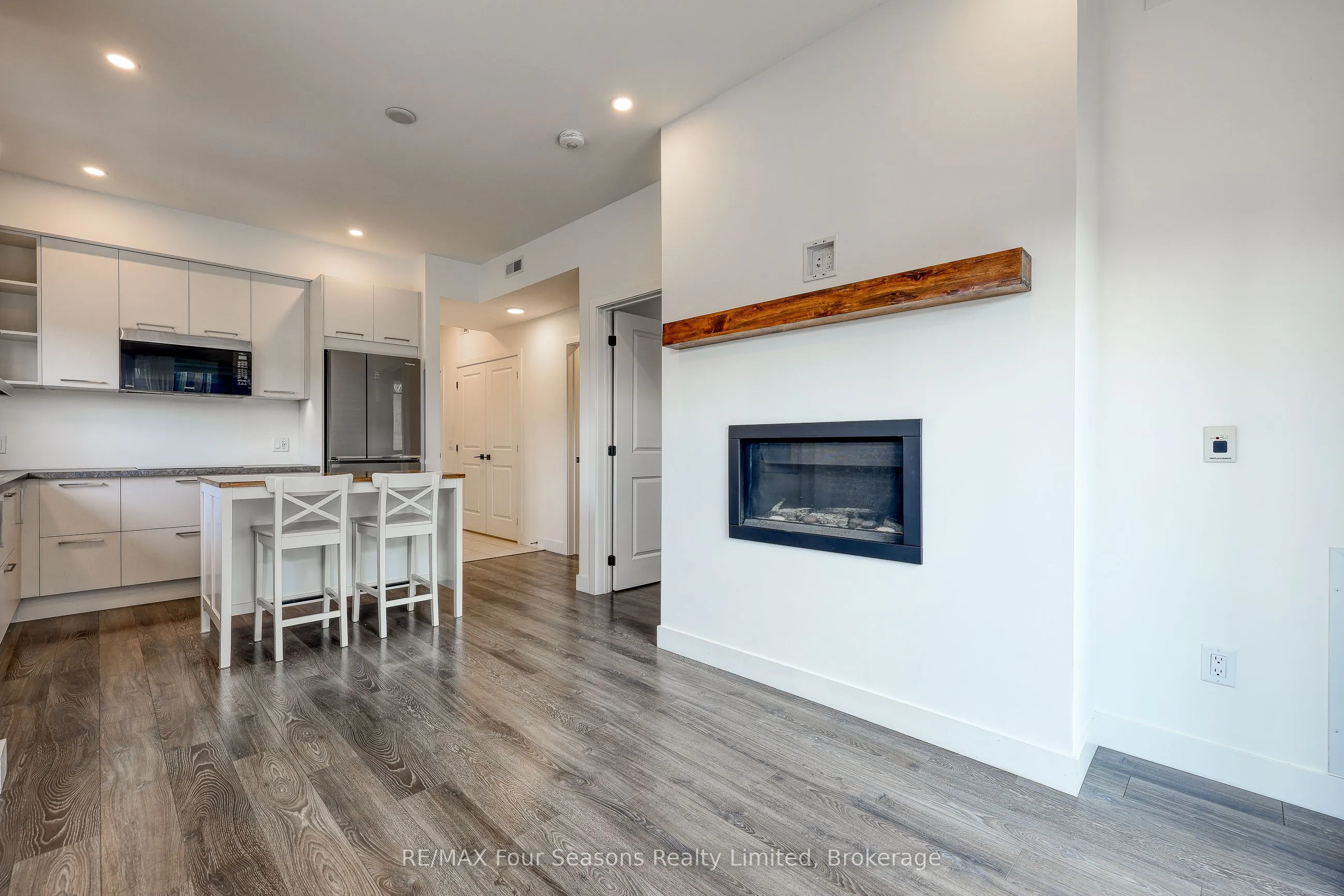 13 Beausoleil Lane, #201