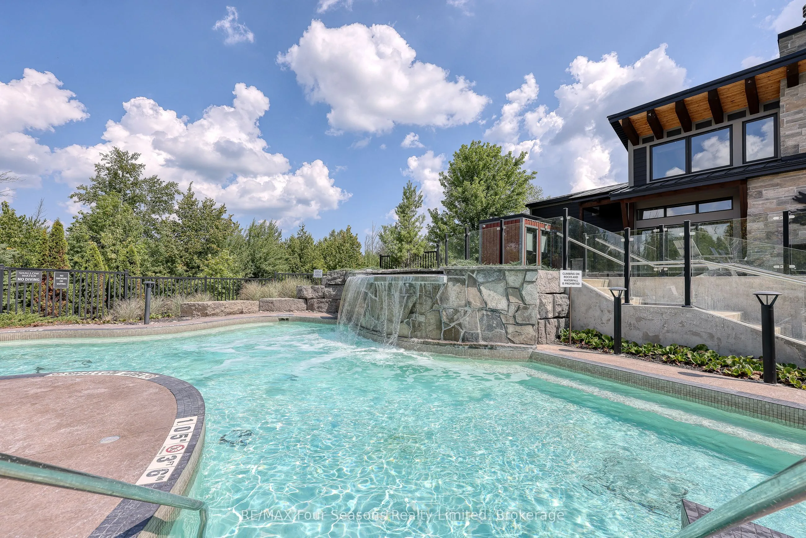 13 Beausoleil Lane, #201