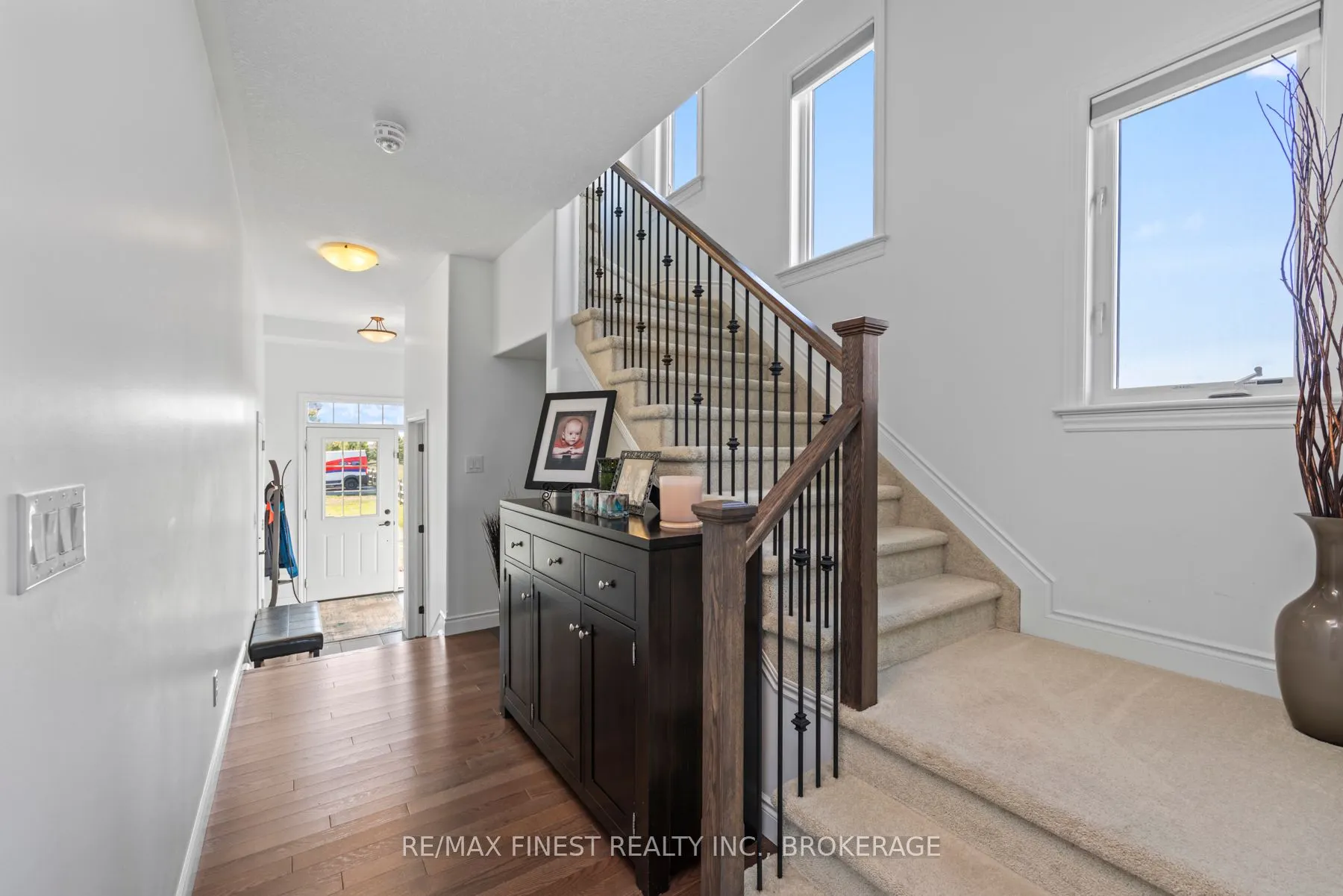 147 SIMURDA Court
