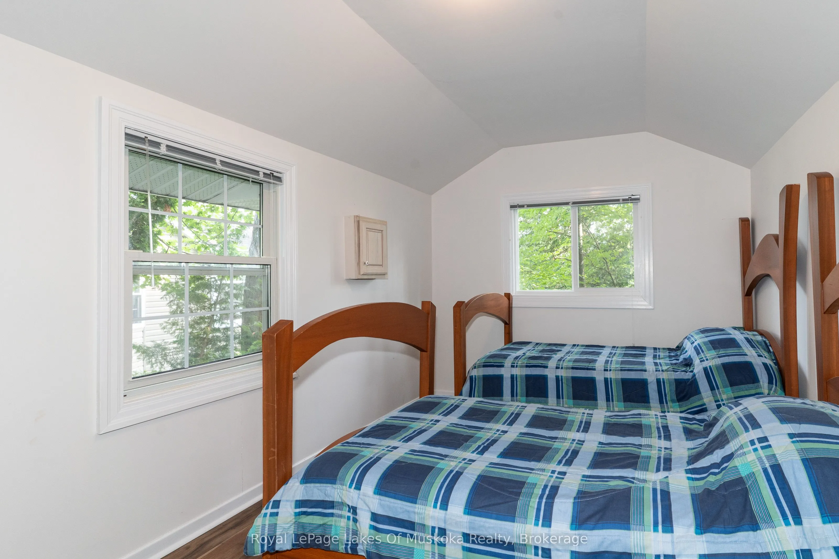 49 Pinetree Road