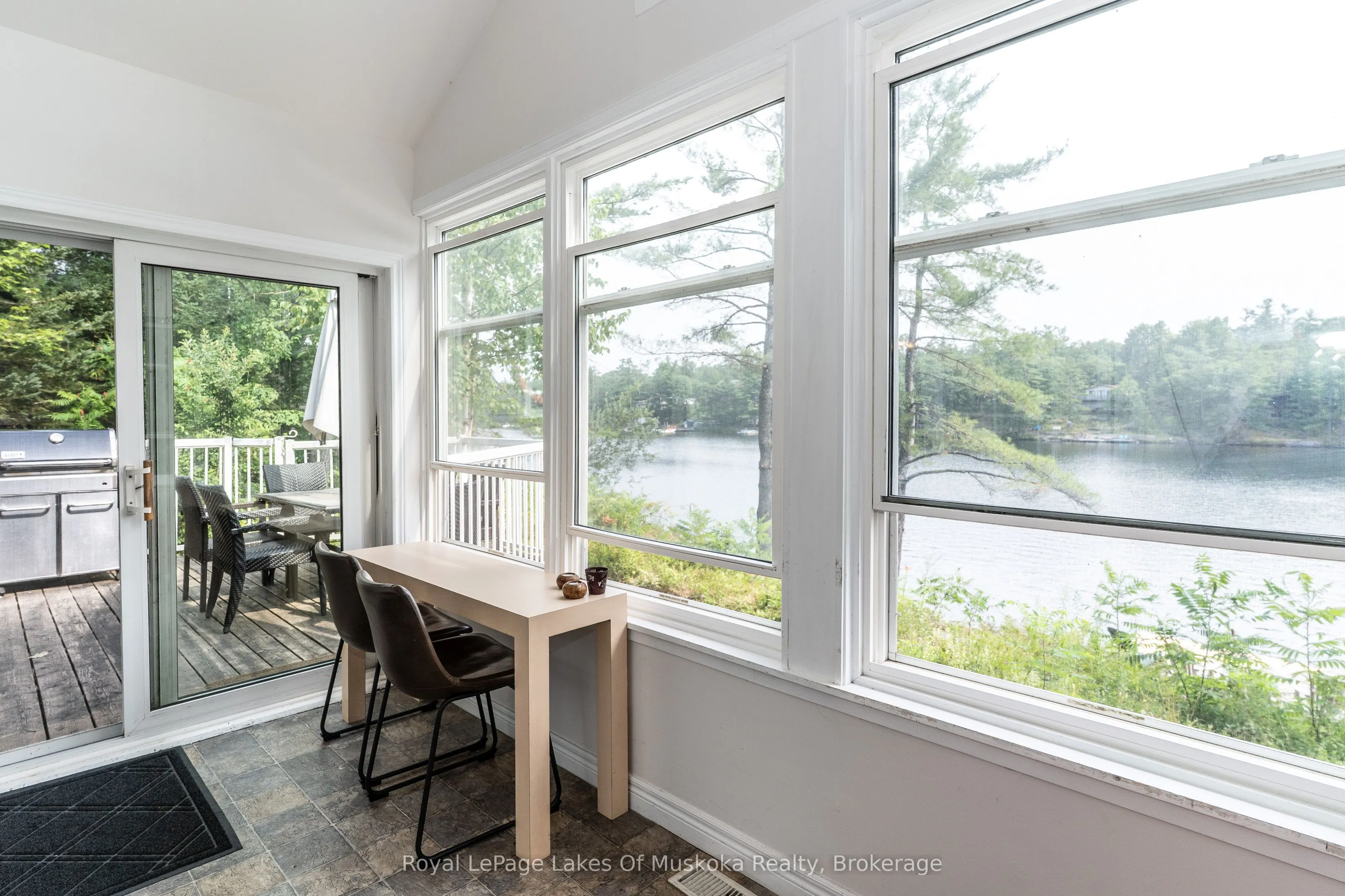 49 Pinetree Road