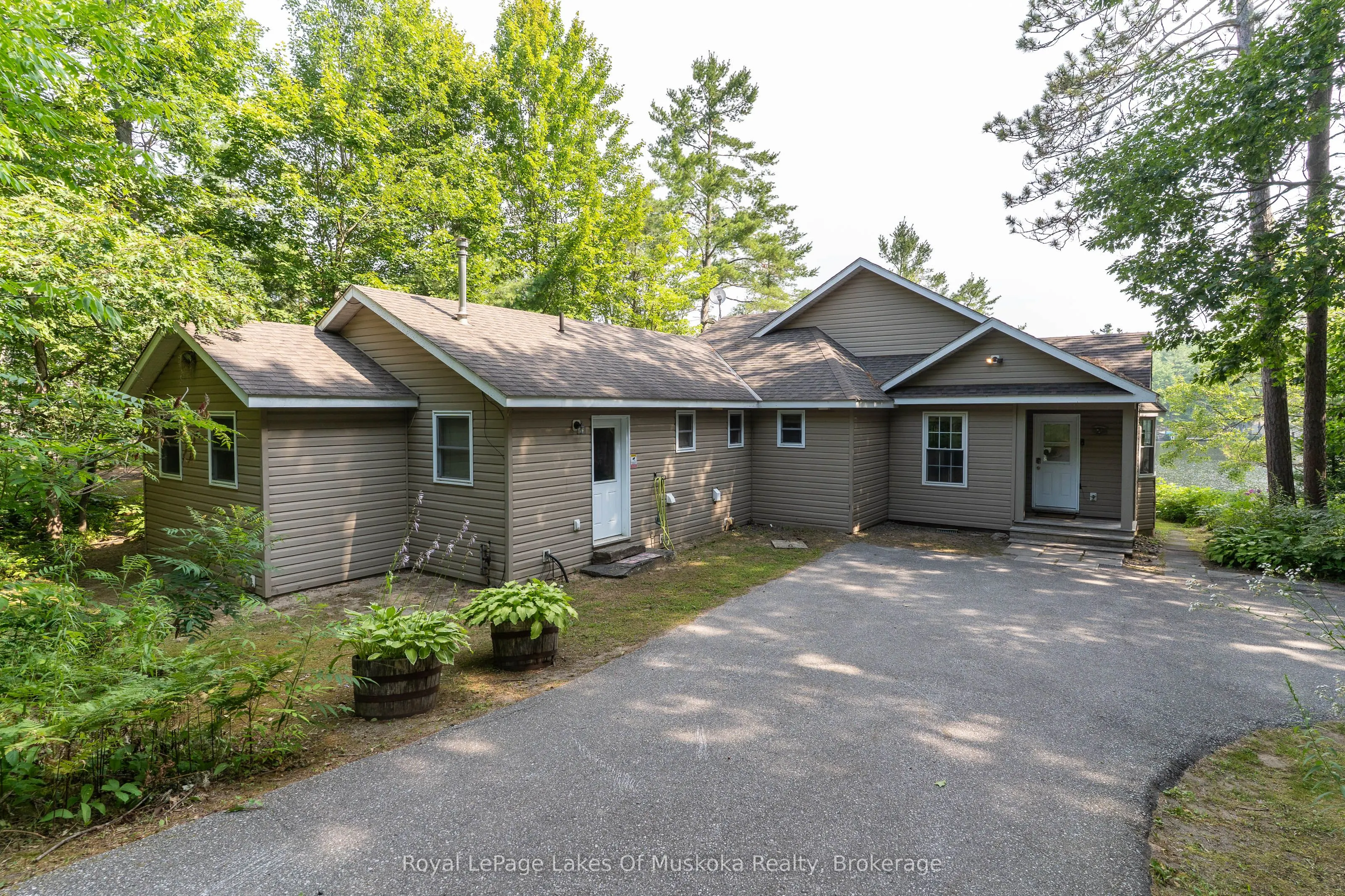 49 Pinetree Road