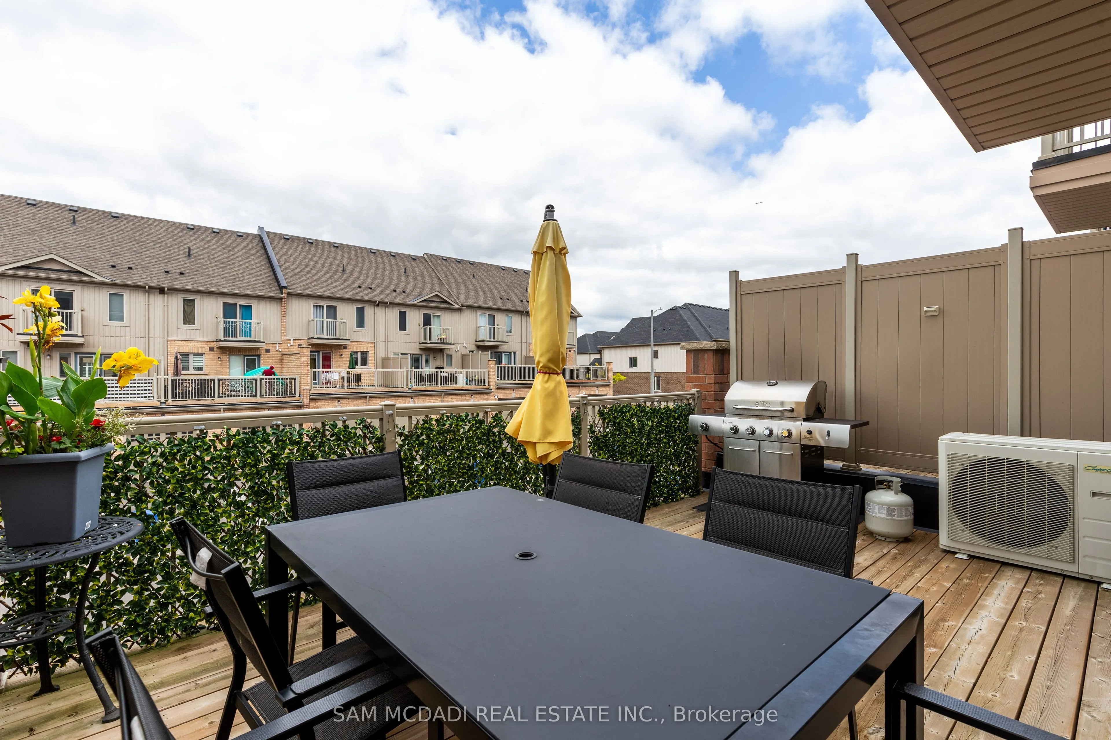 156 Watson Parkway N, #3