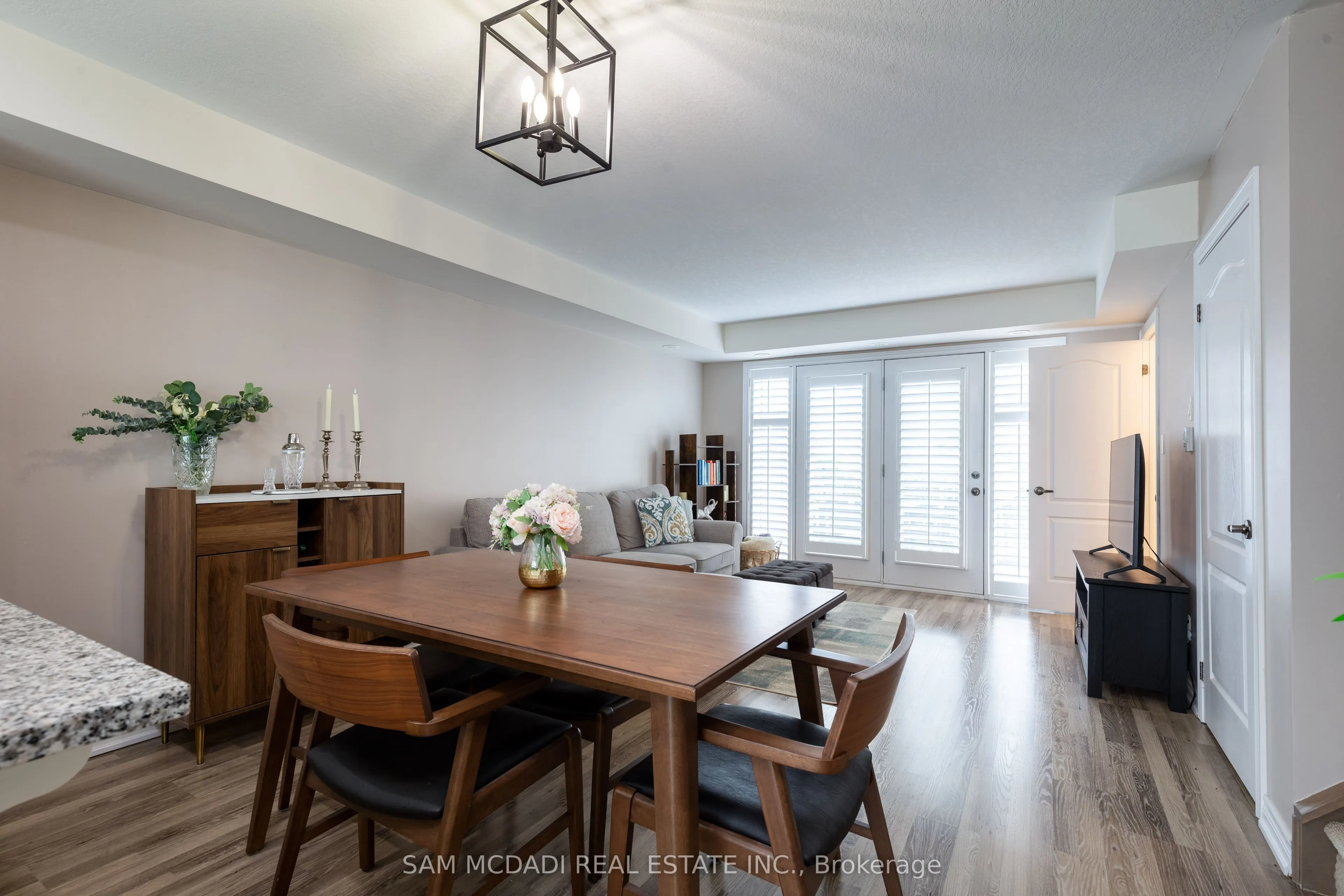 156 Watson Parkway N, #3