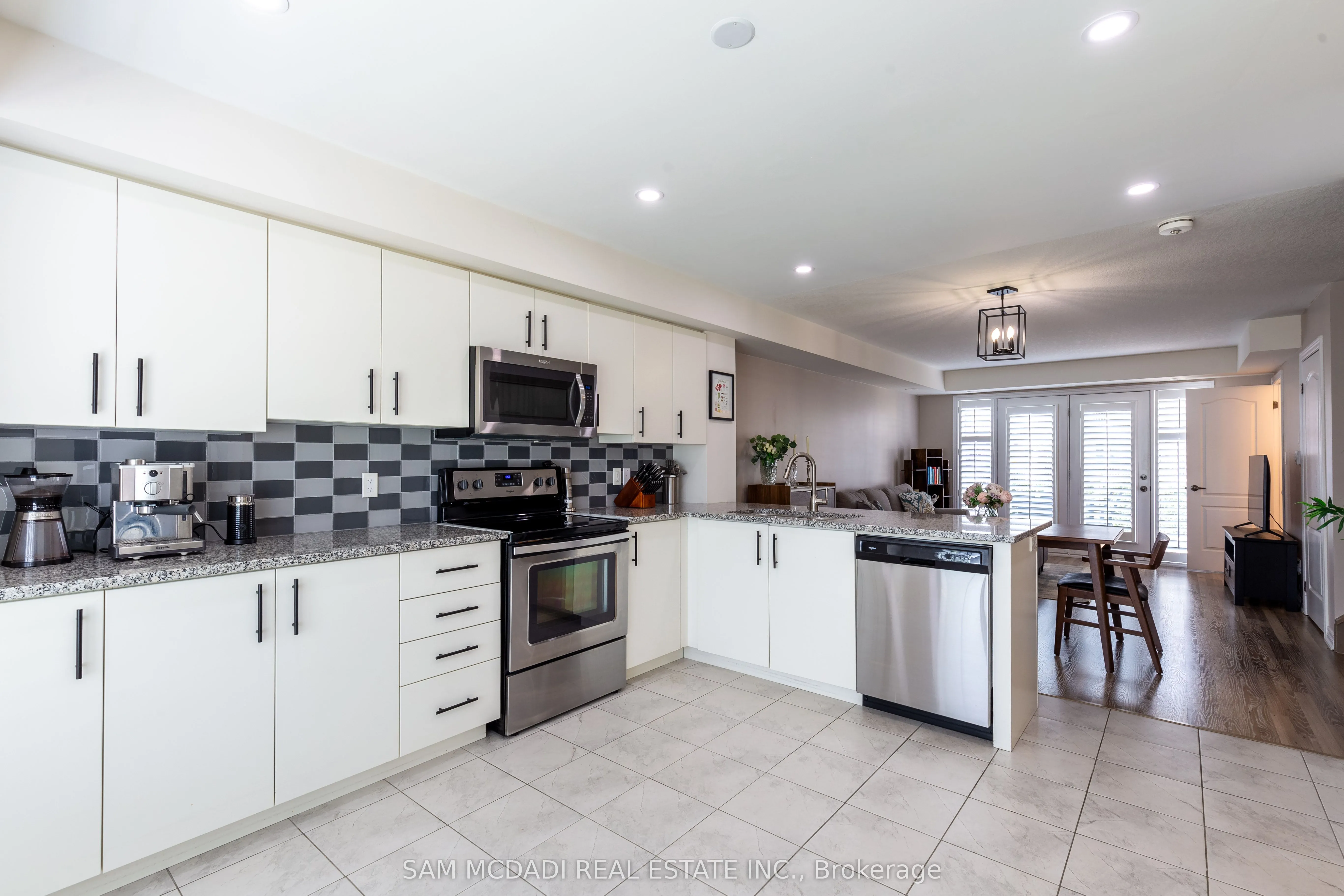 156 Watson Parkway N, #3
