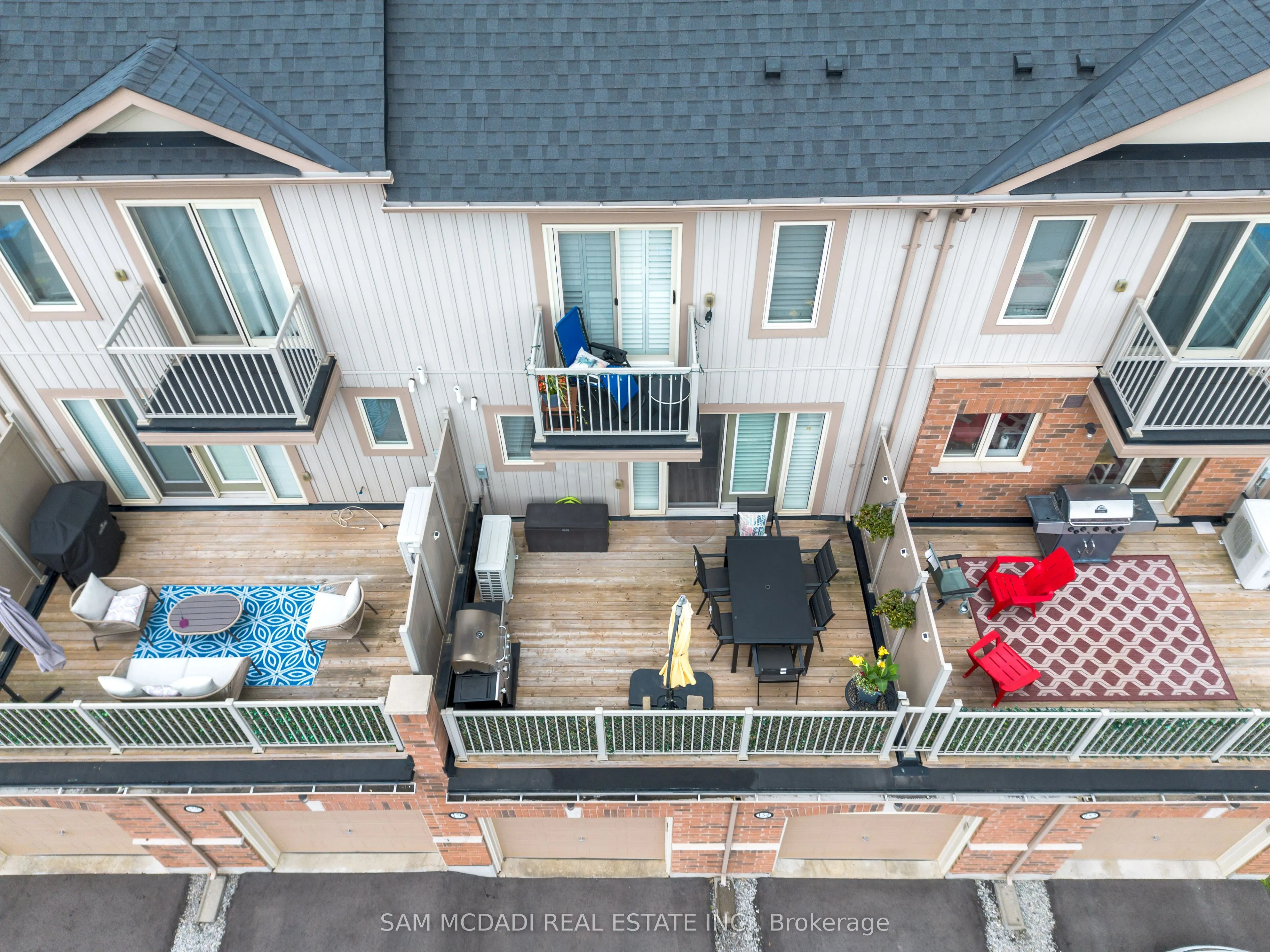 156 Watson Parkway N, #3