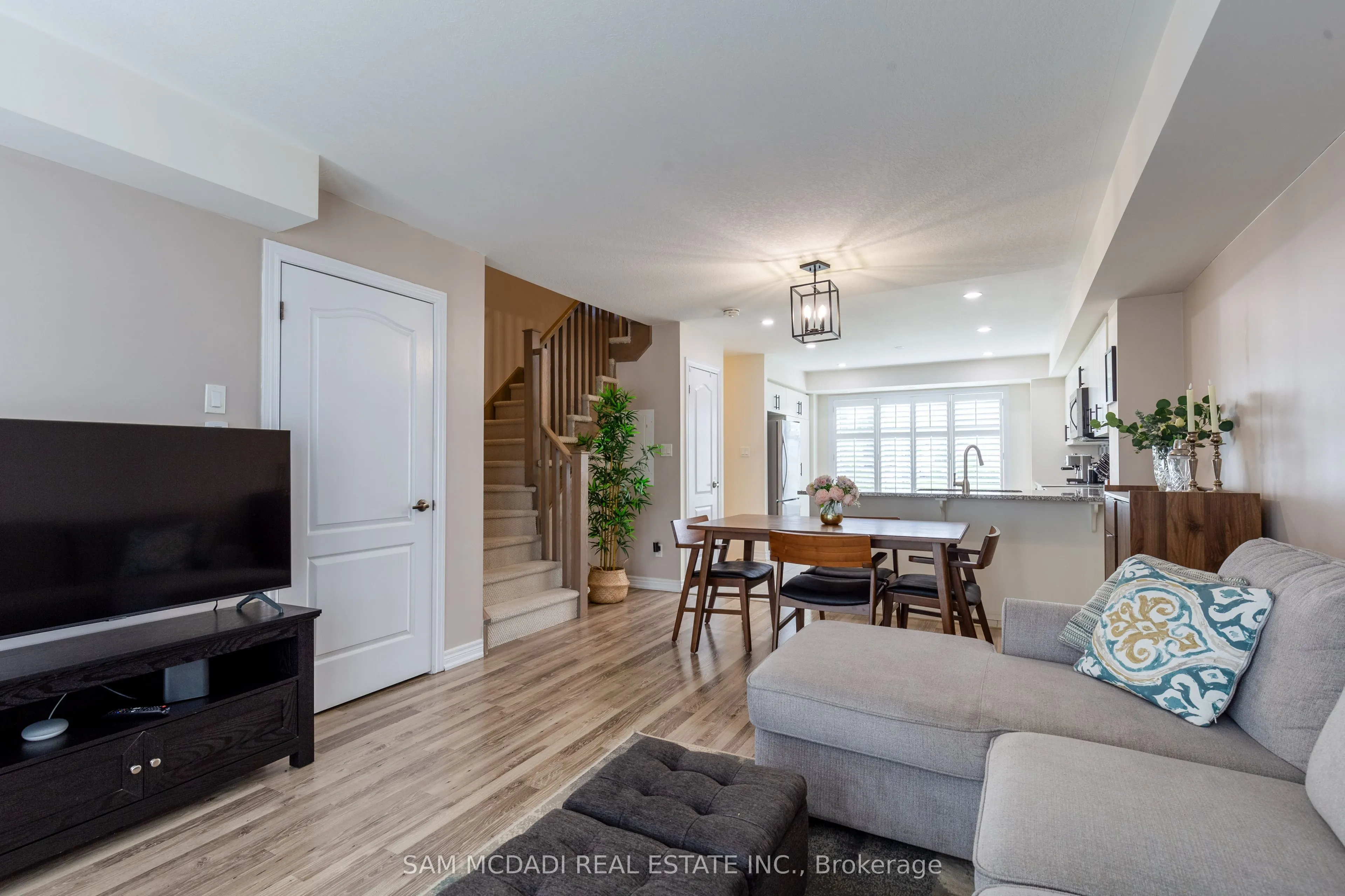 156 Watson Parkway N, #3