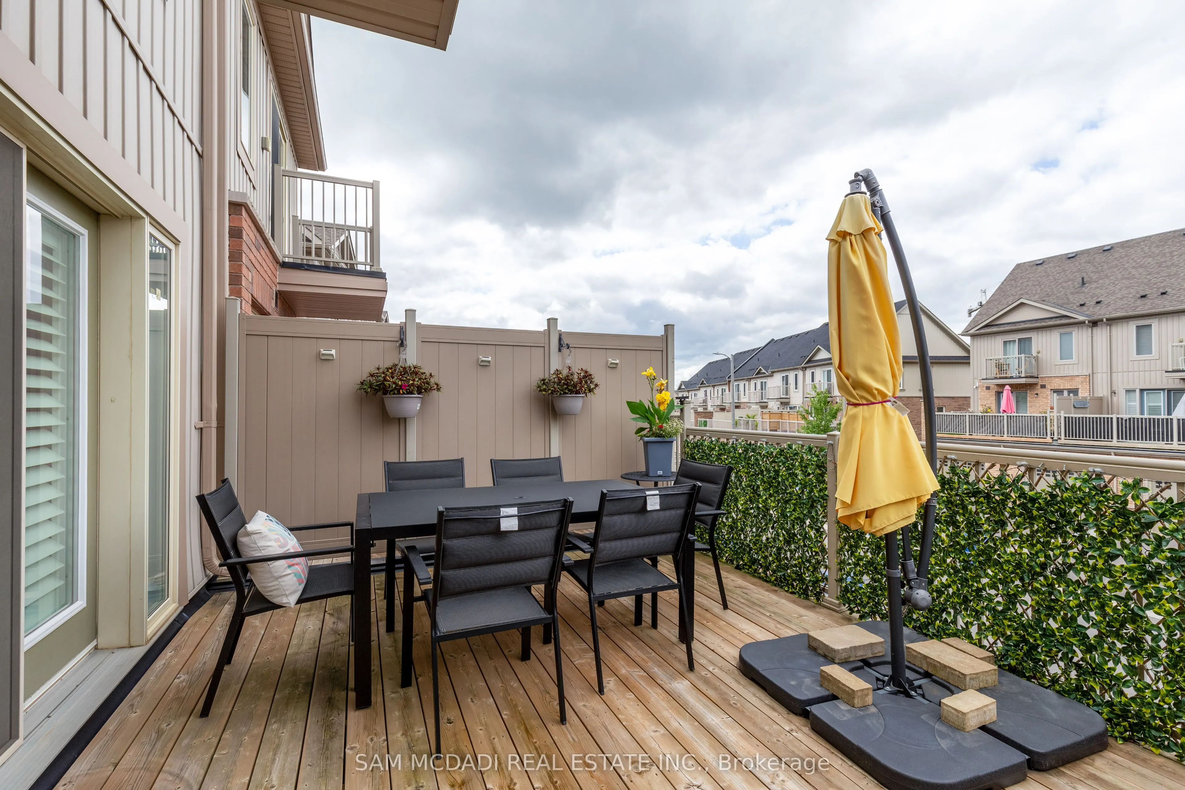156 Watson Parkway N, #3