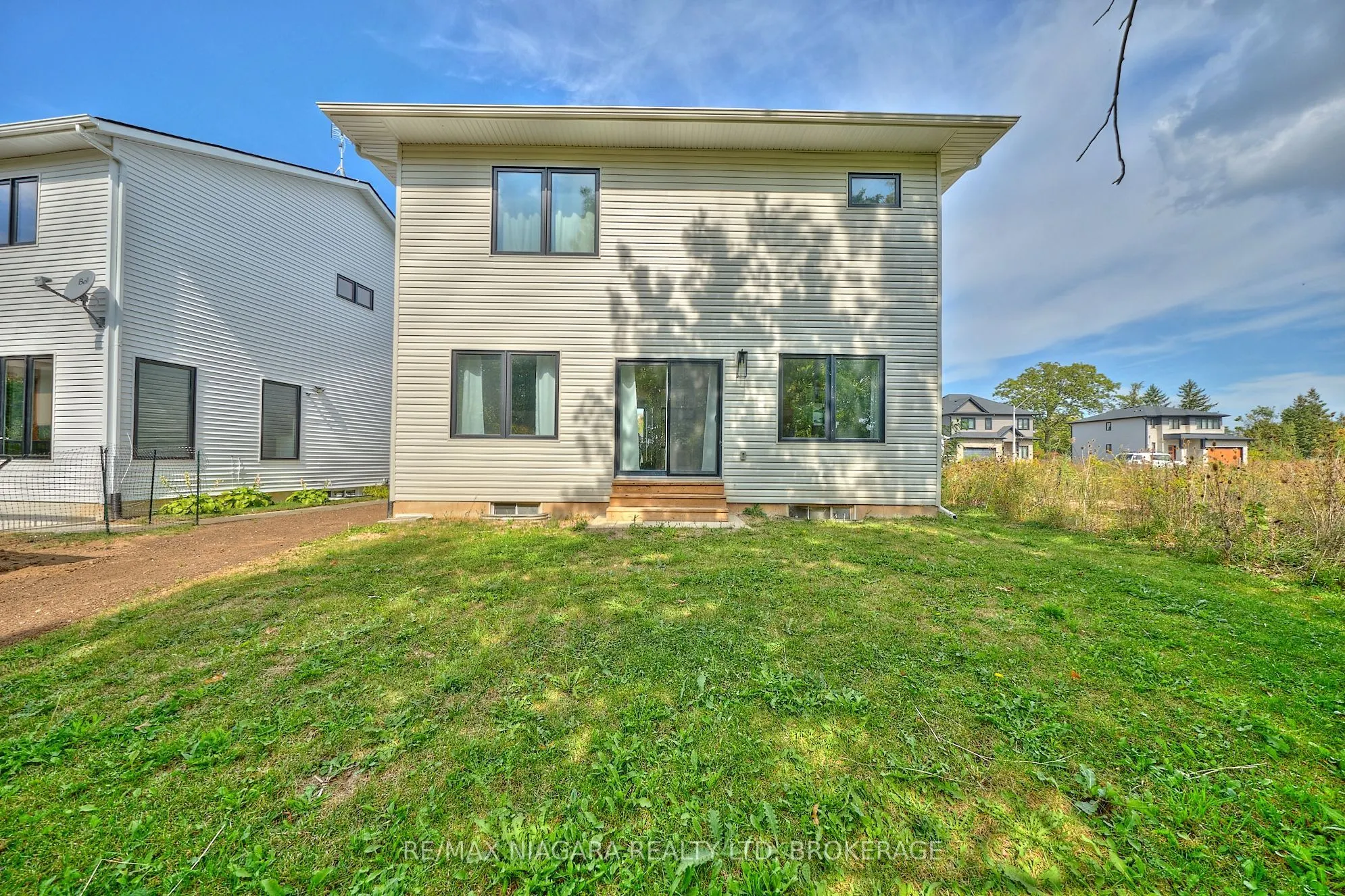 146 Hodgkins Avenue