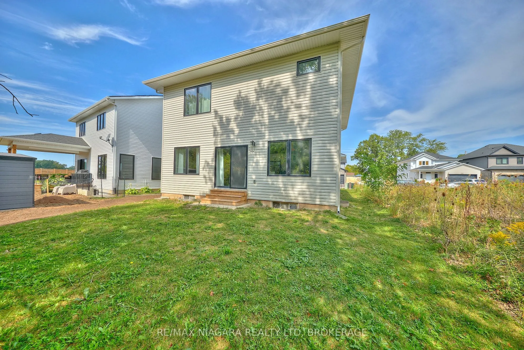 146 Hodgkins Avenue
