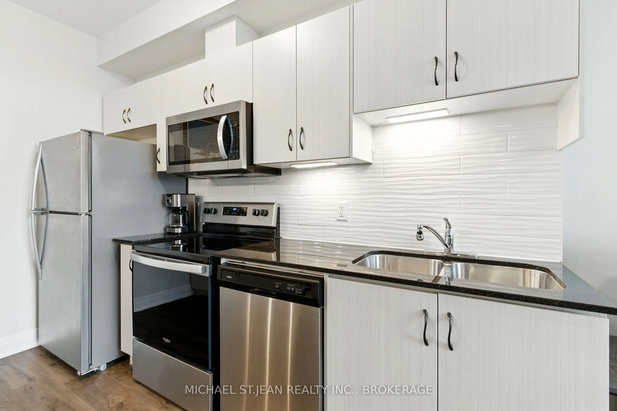 16 Concord Place, #803