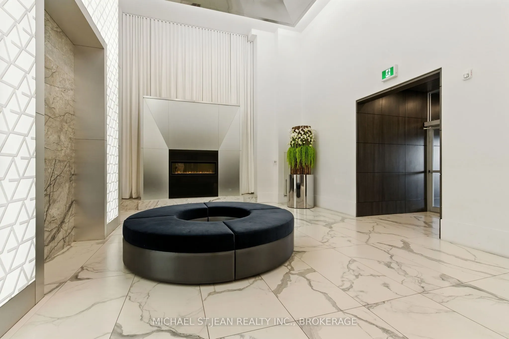 16 Concord Place, #803