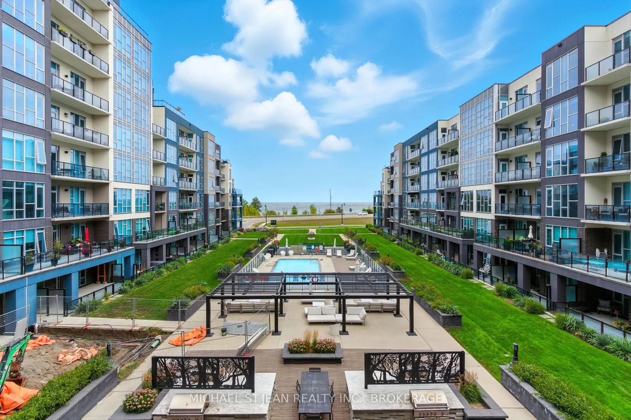 16 Concord Place, #803
