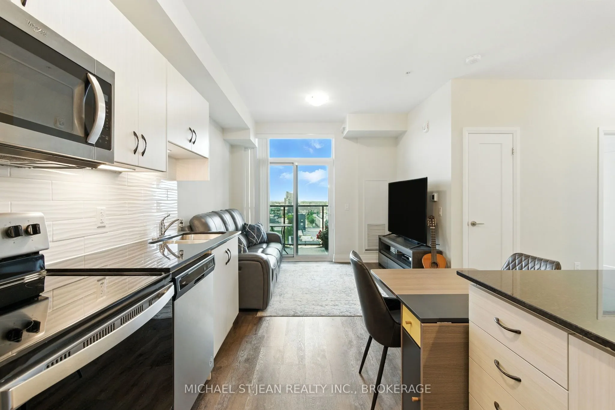 16 Concord Place, #803