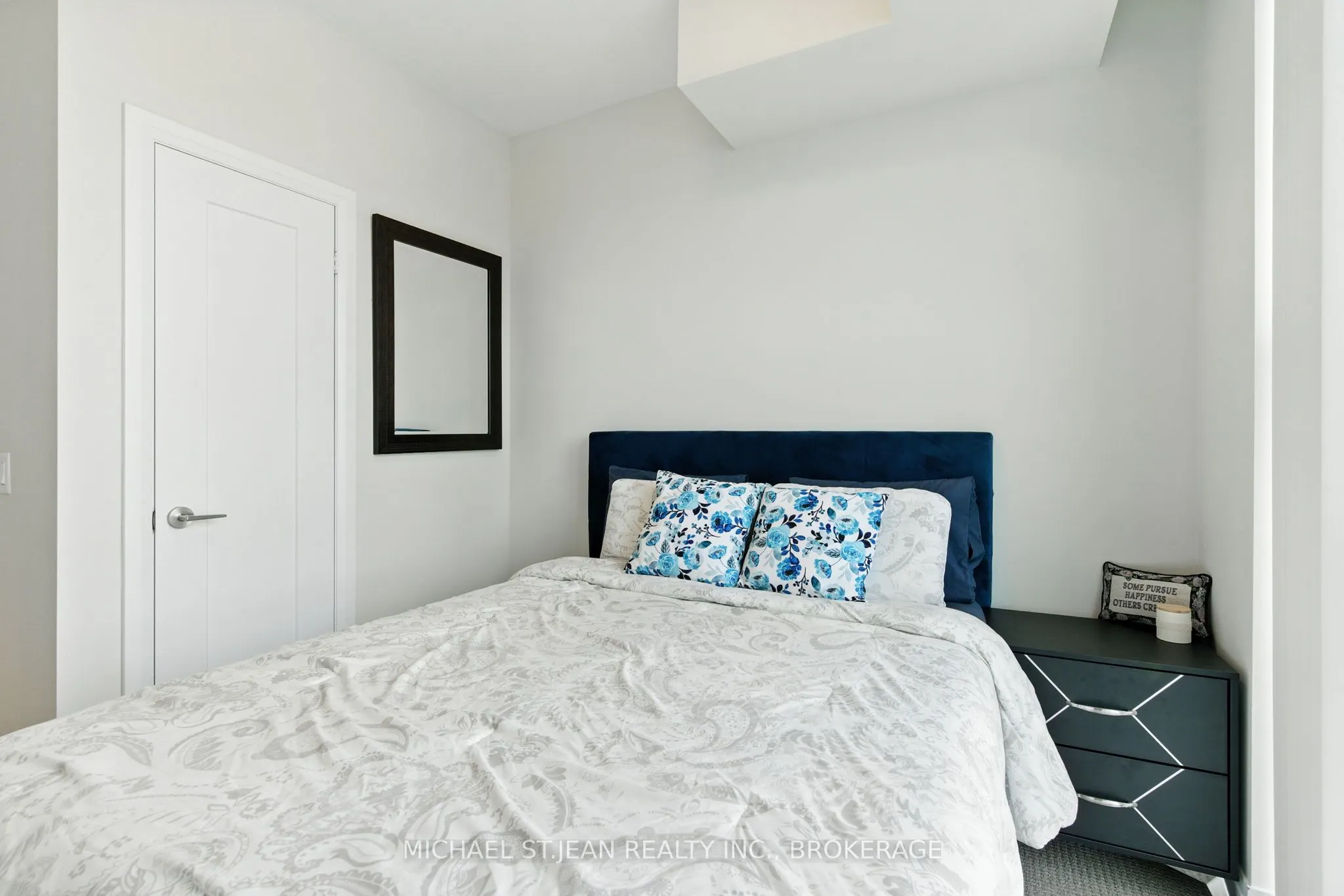 16 Concord Place, #803