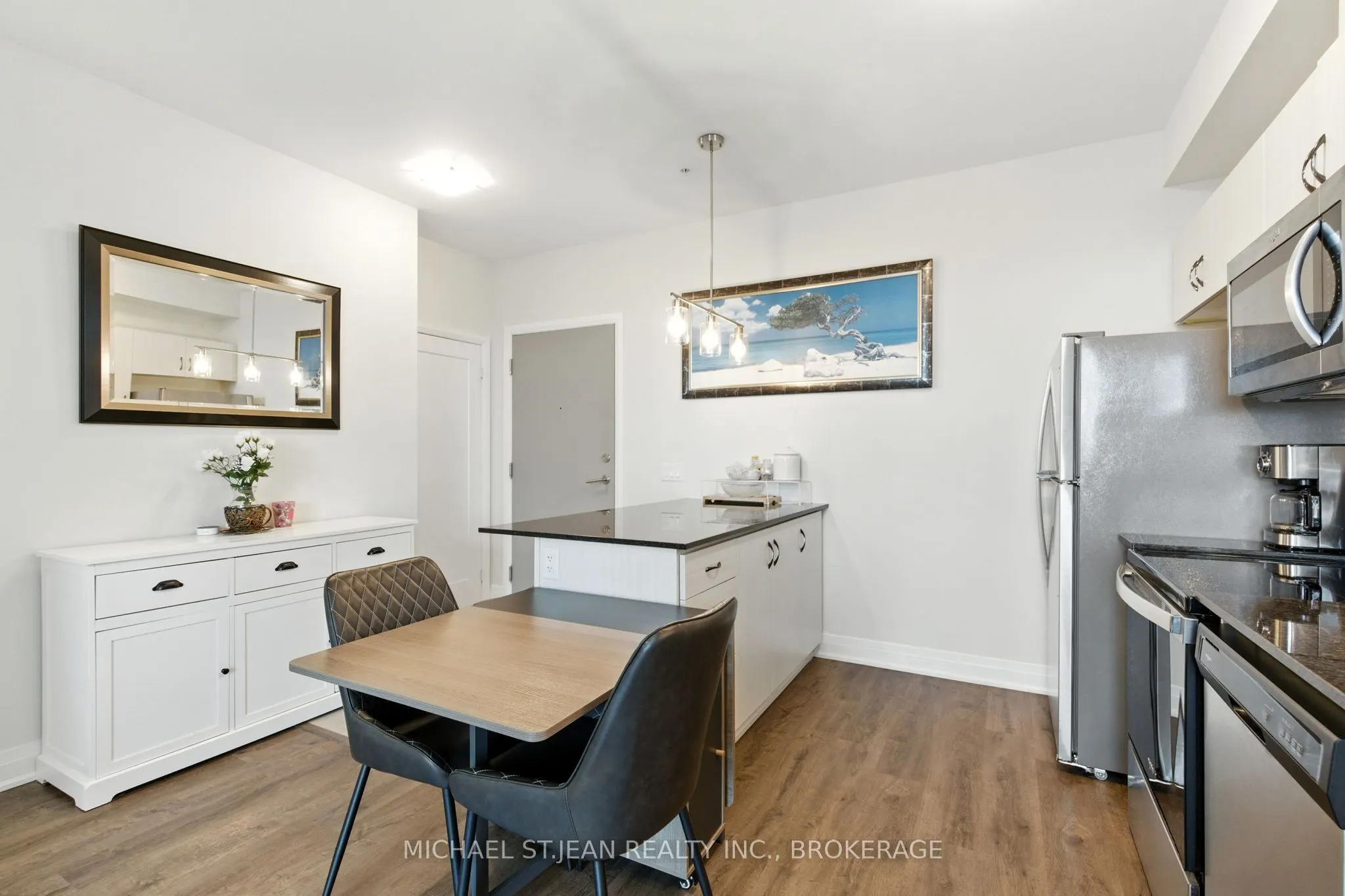 16 Concord Place, #803