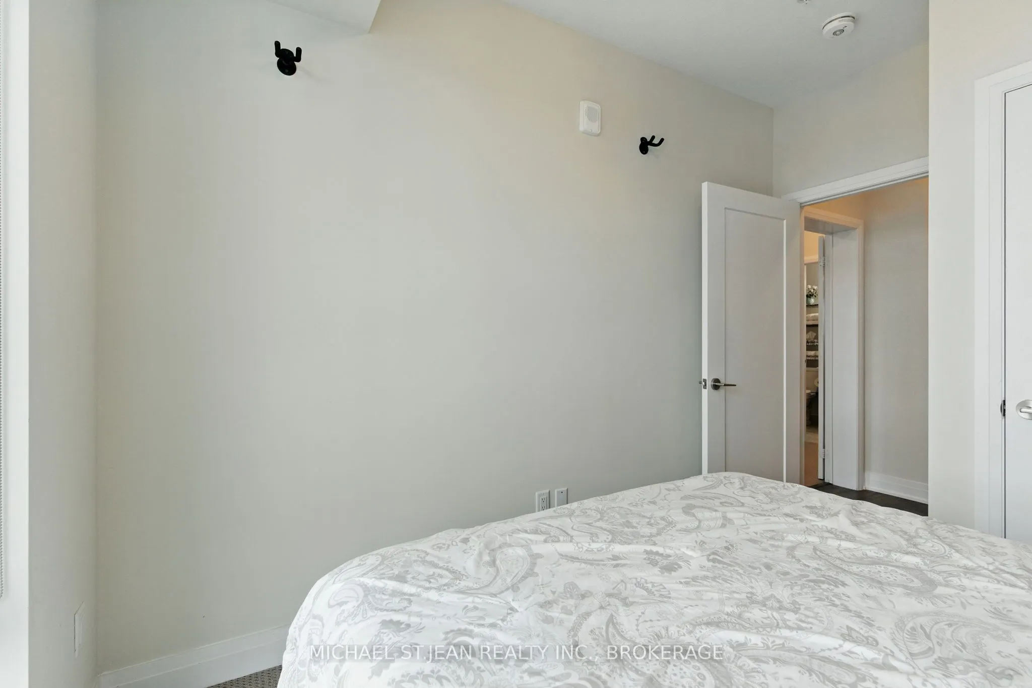 16 Concord Place, #803
