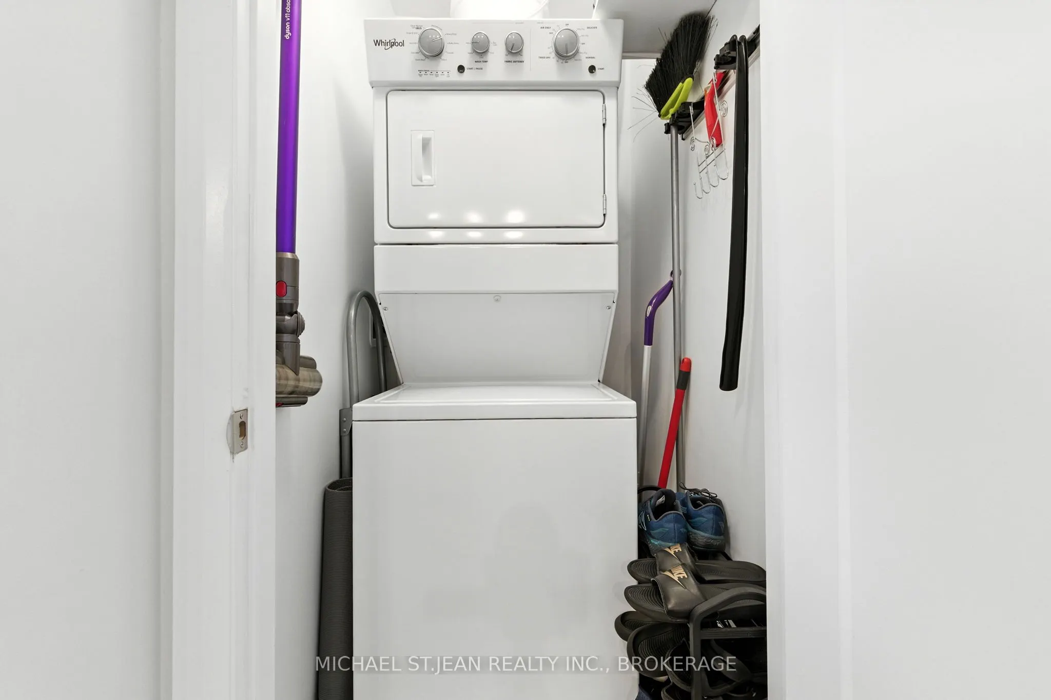 16 Concord Place, #803