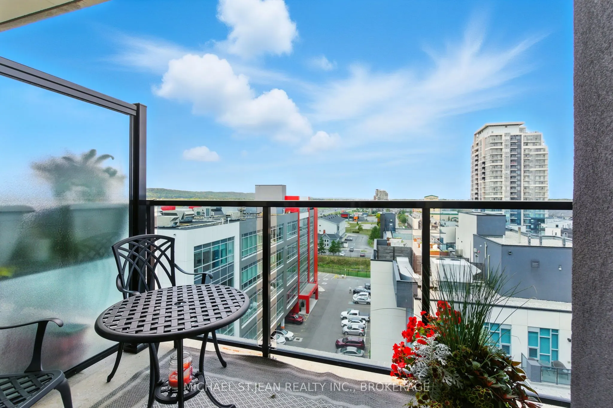 16 Concord Place, #803
