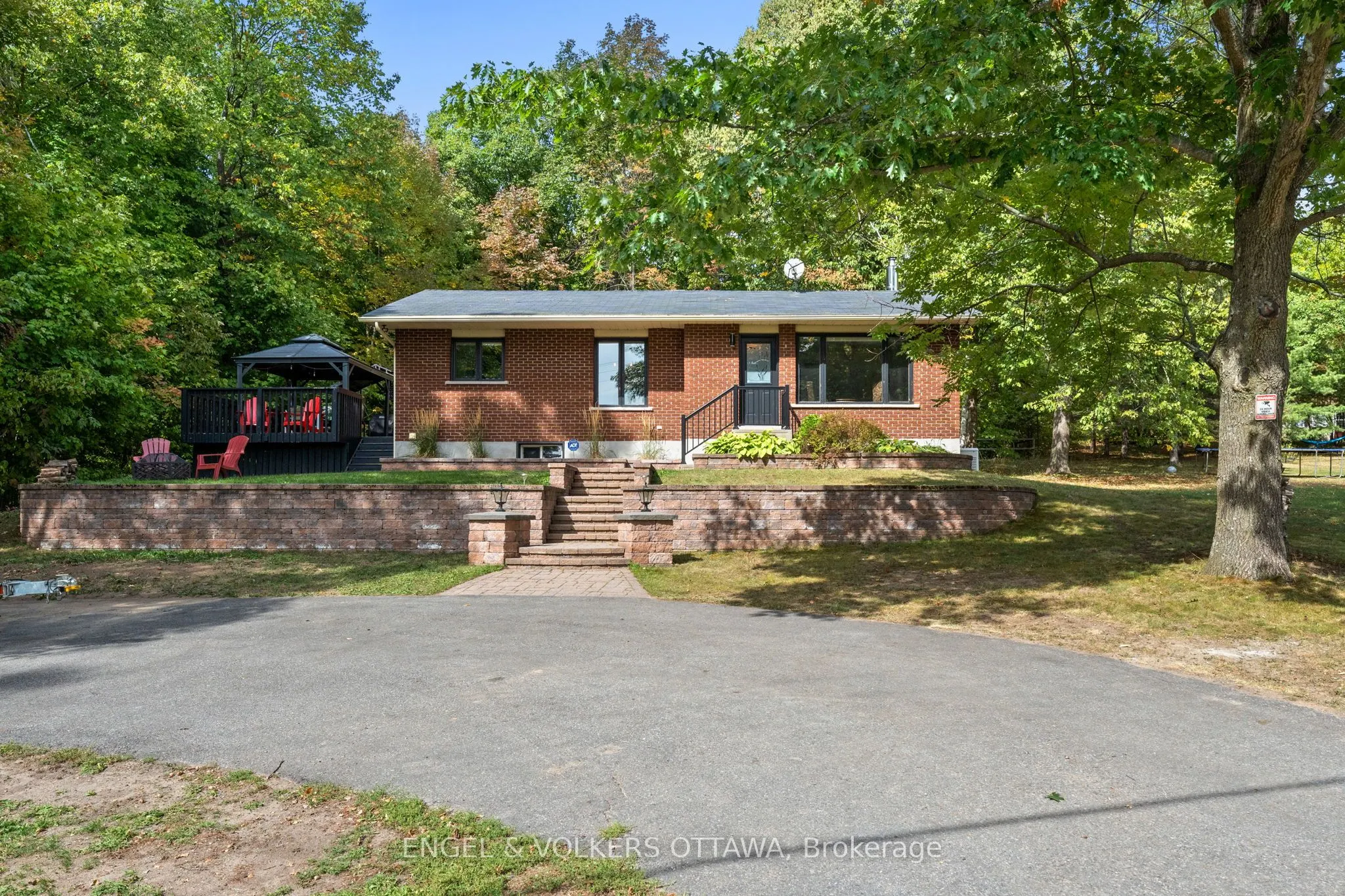 329 Kennedy Road