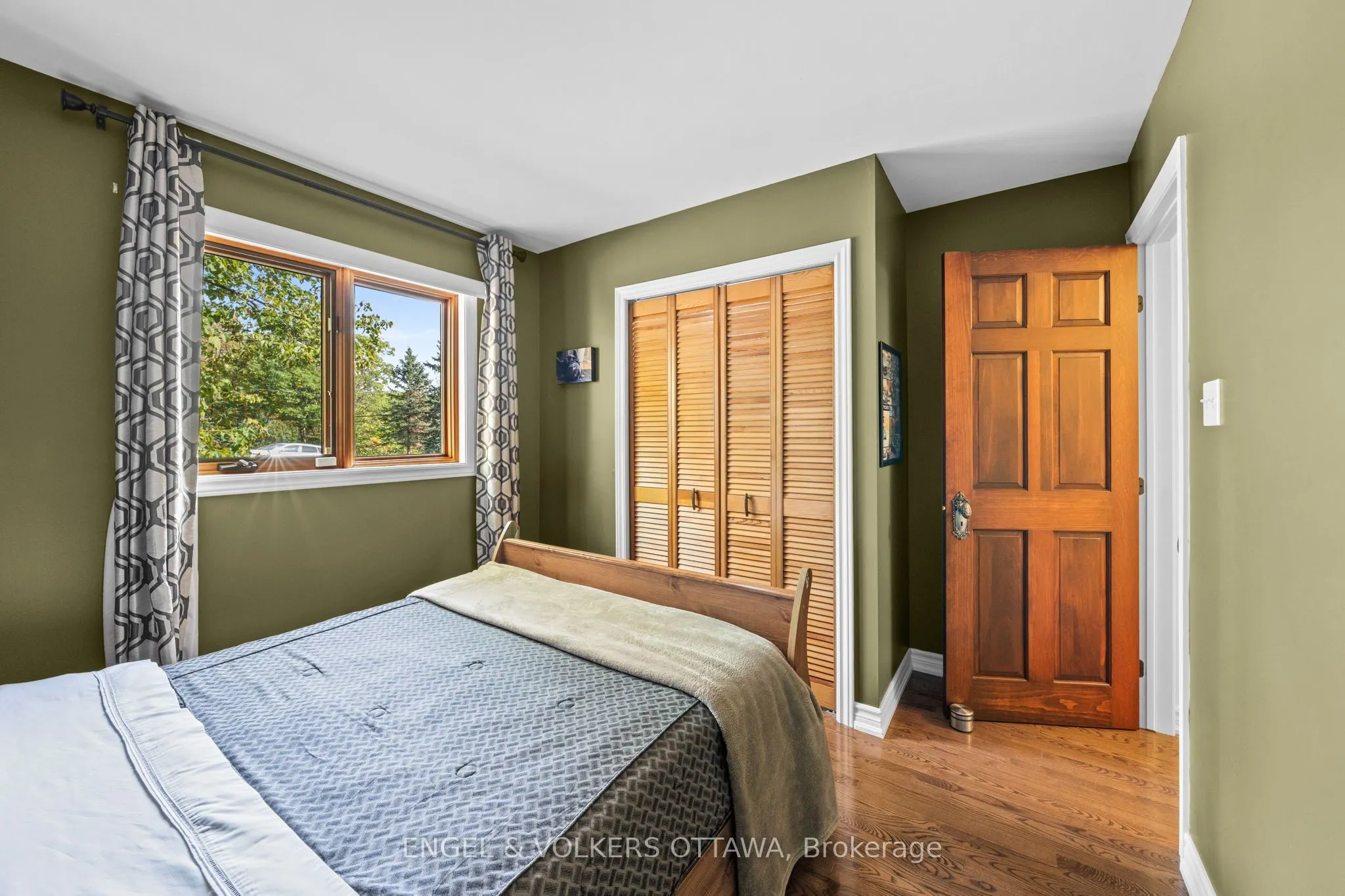 329 Kennedy Road