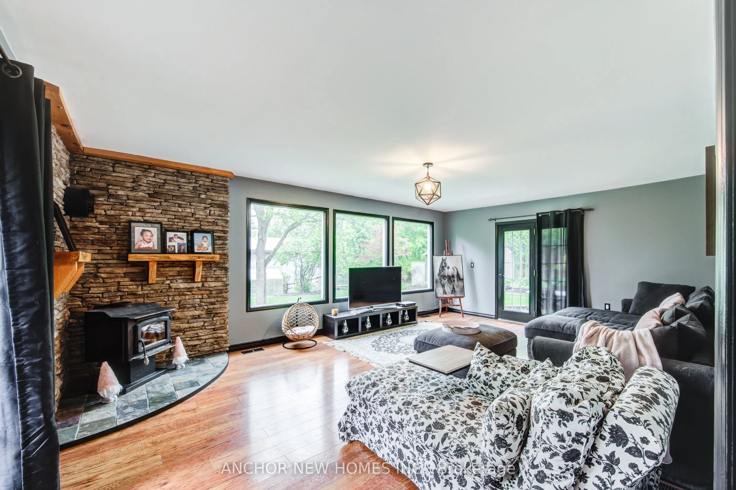 403137 ROBINSON Road