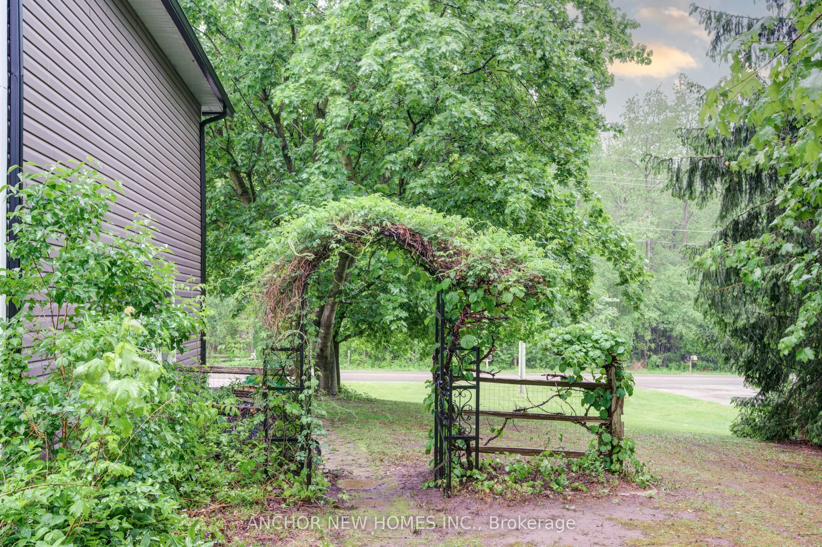 403137 ROBINSON Road