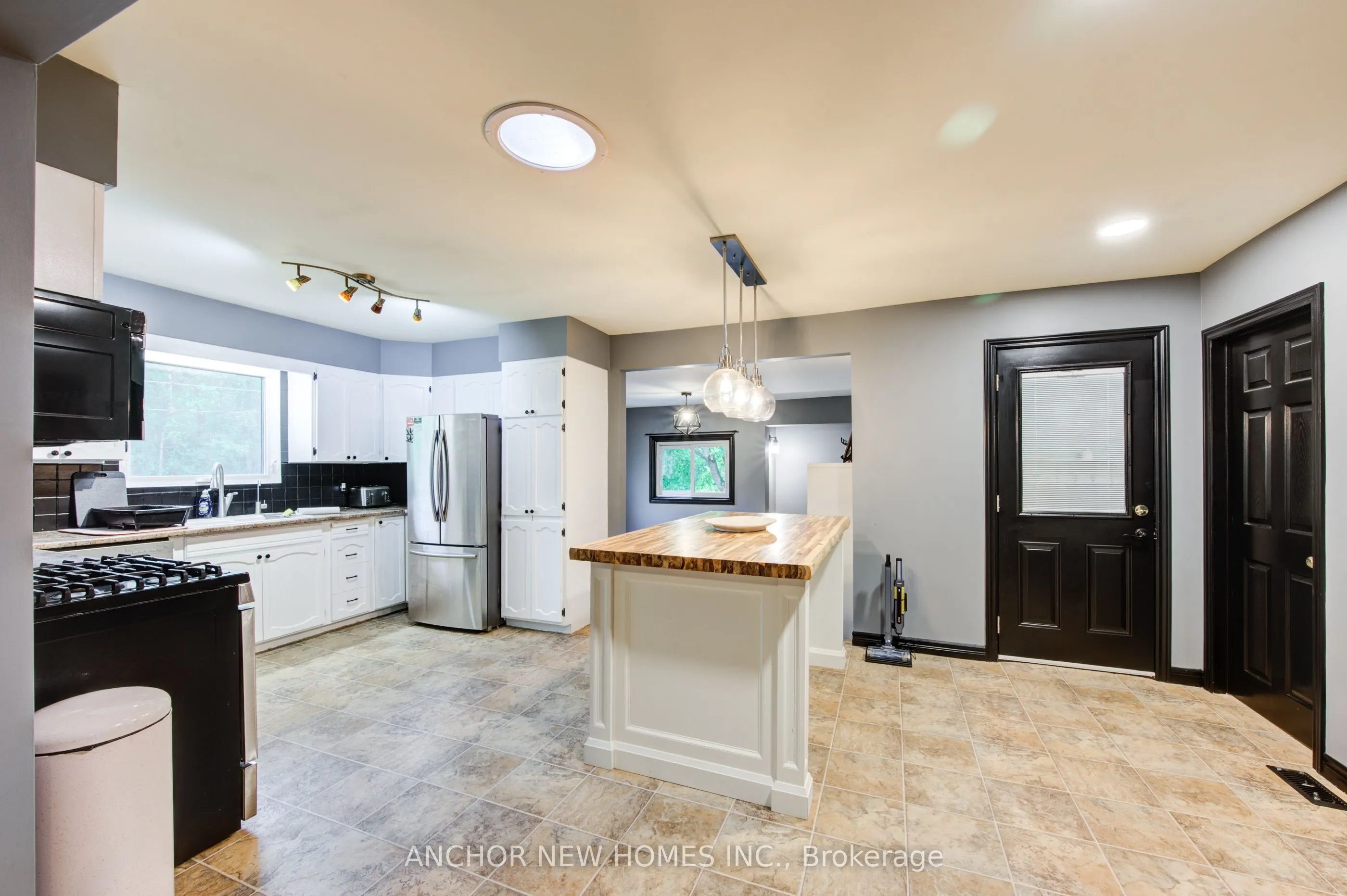 403137 ROBINSON Road