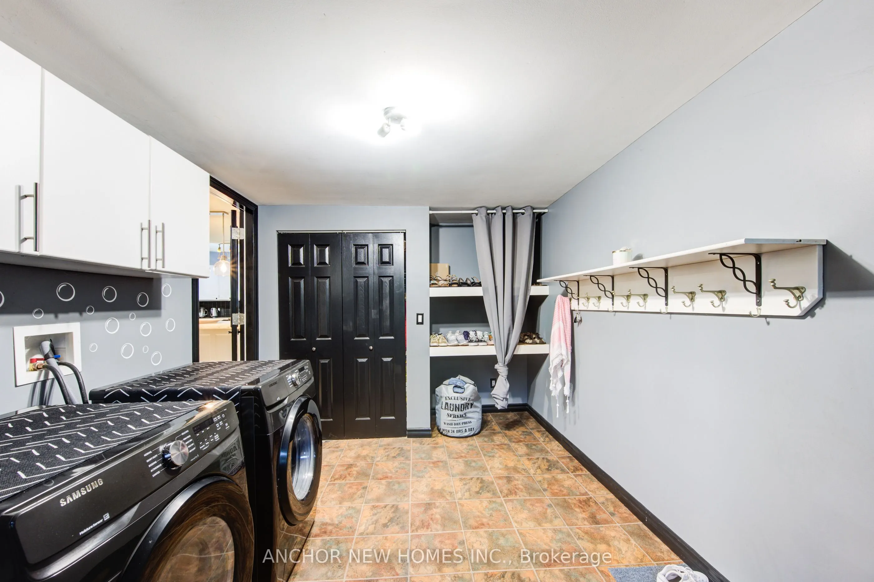403137 ROBINSON Road