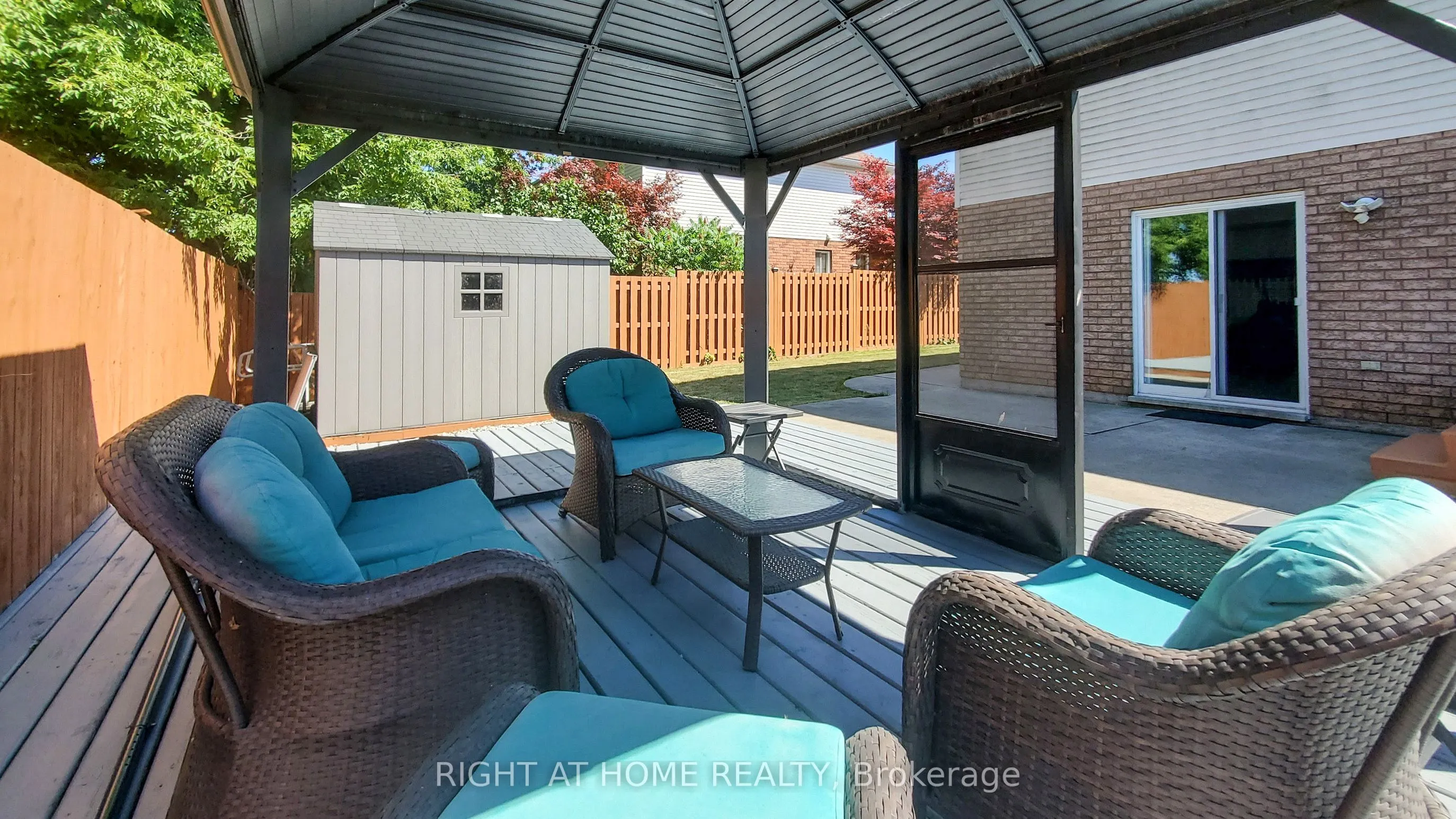 183 Alderlea Avenue