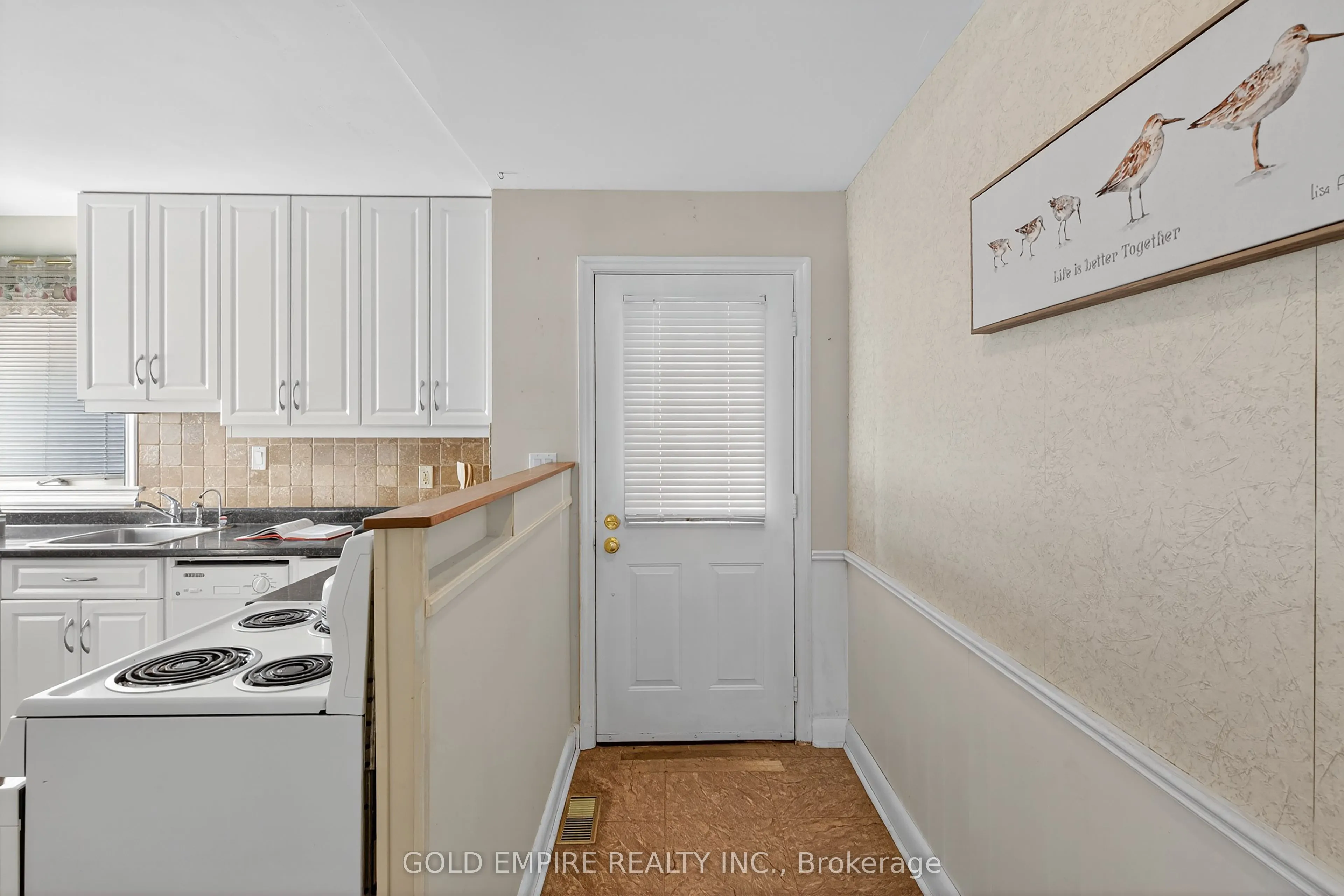 362 Avondale Road