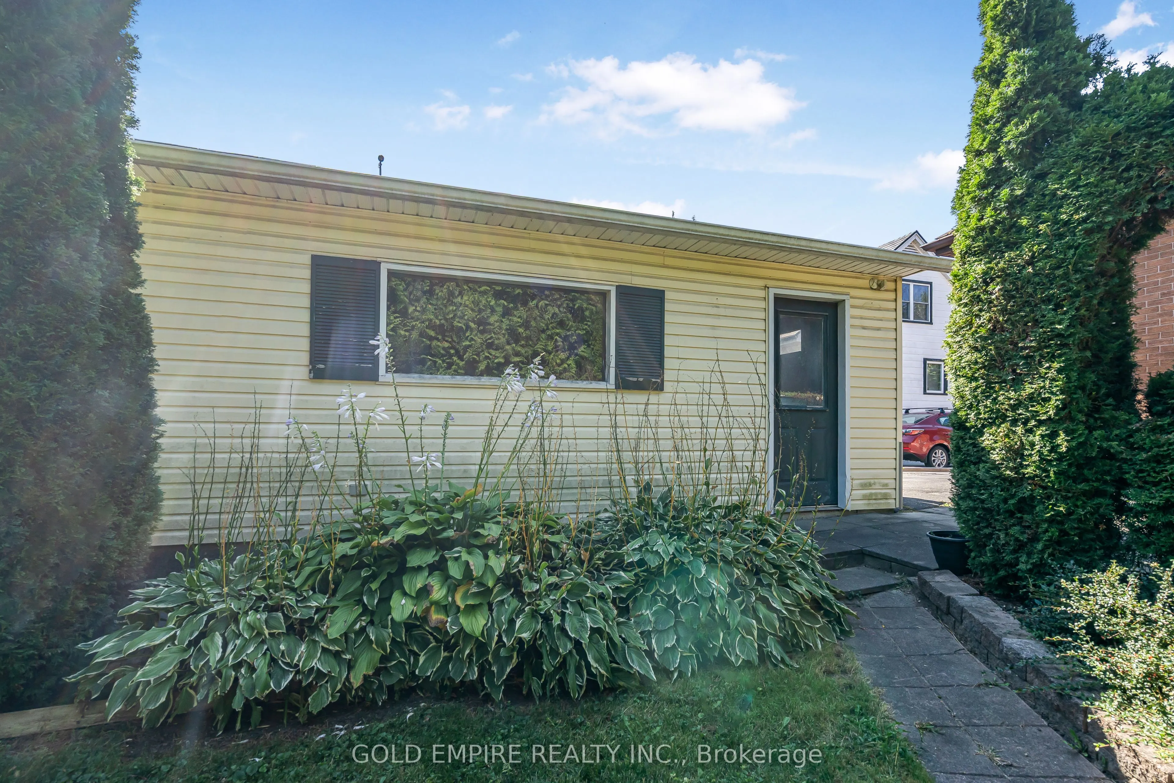 362 Avondale Road