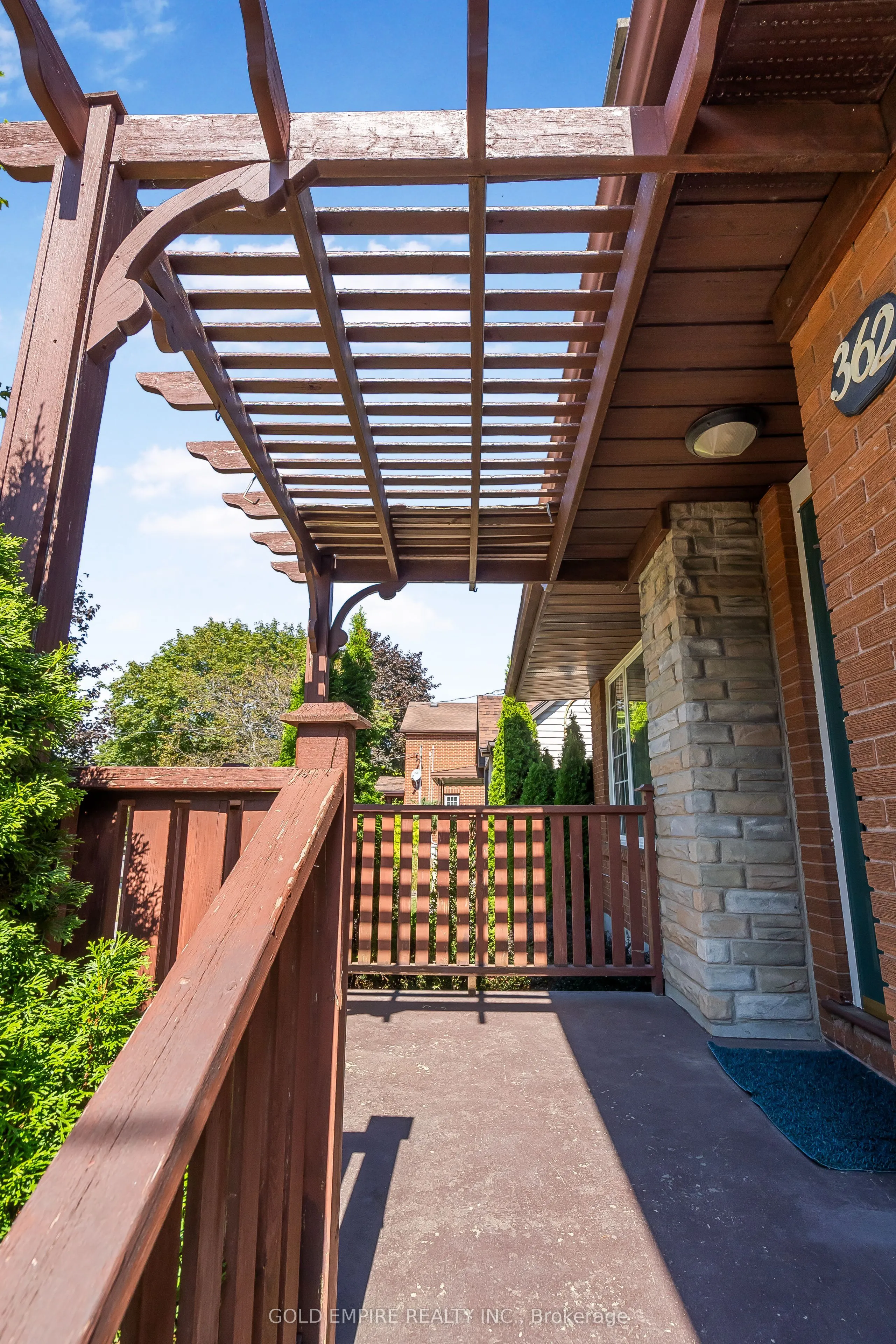 362 Avondale Road
