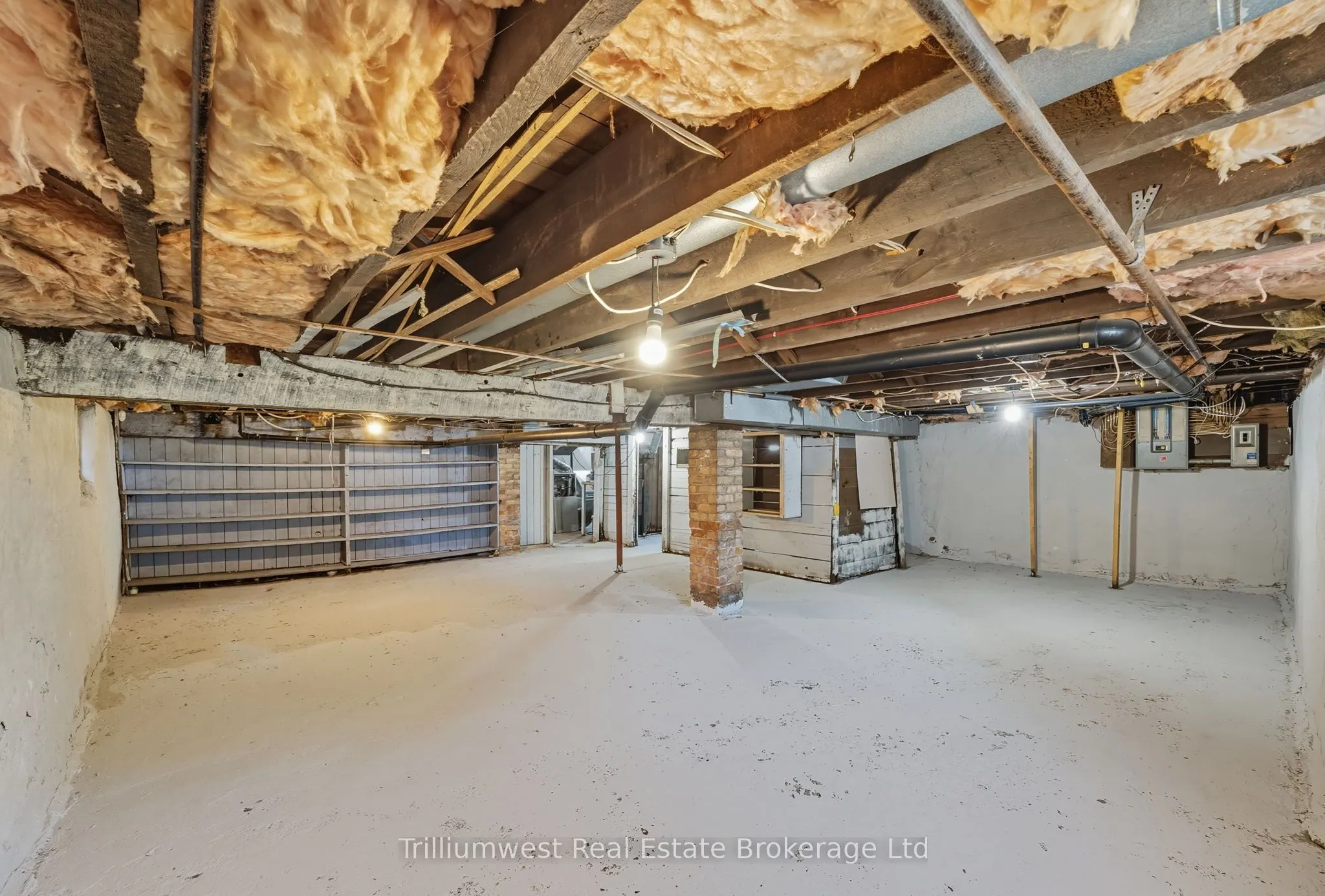 60 1/2 St Catharine Street
