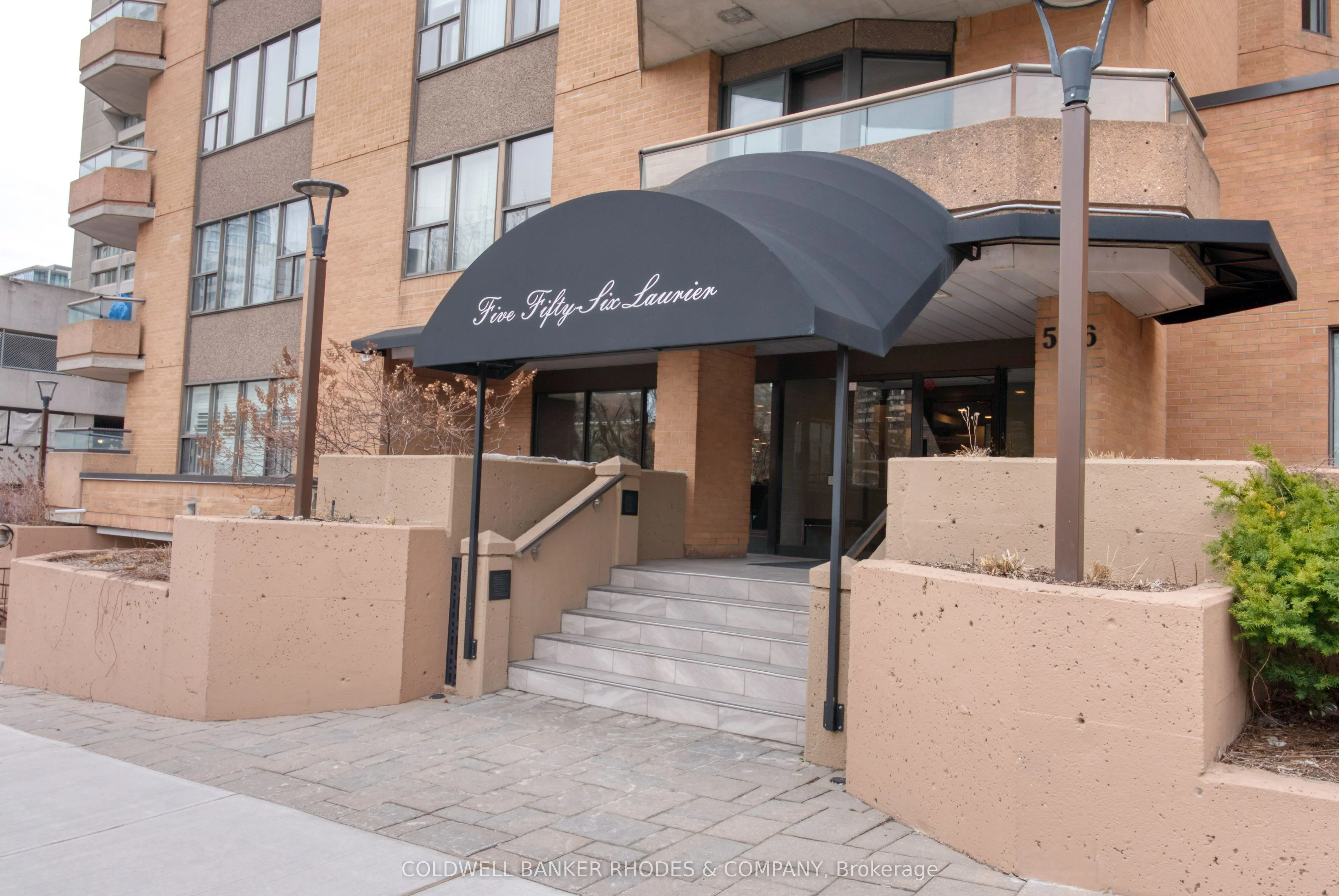 556 Laurier Avenue W, #1105