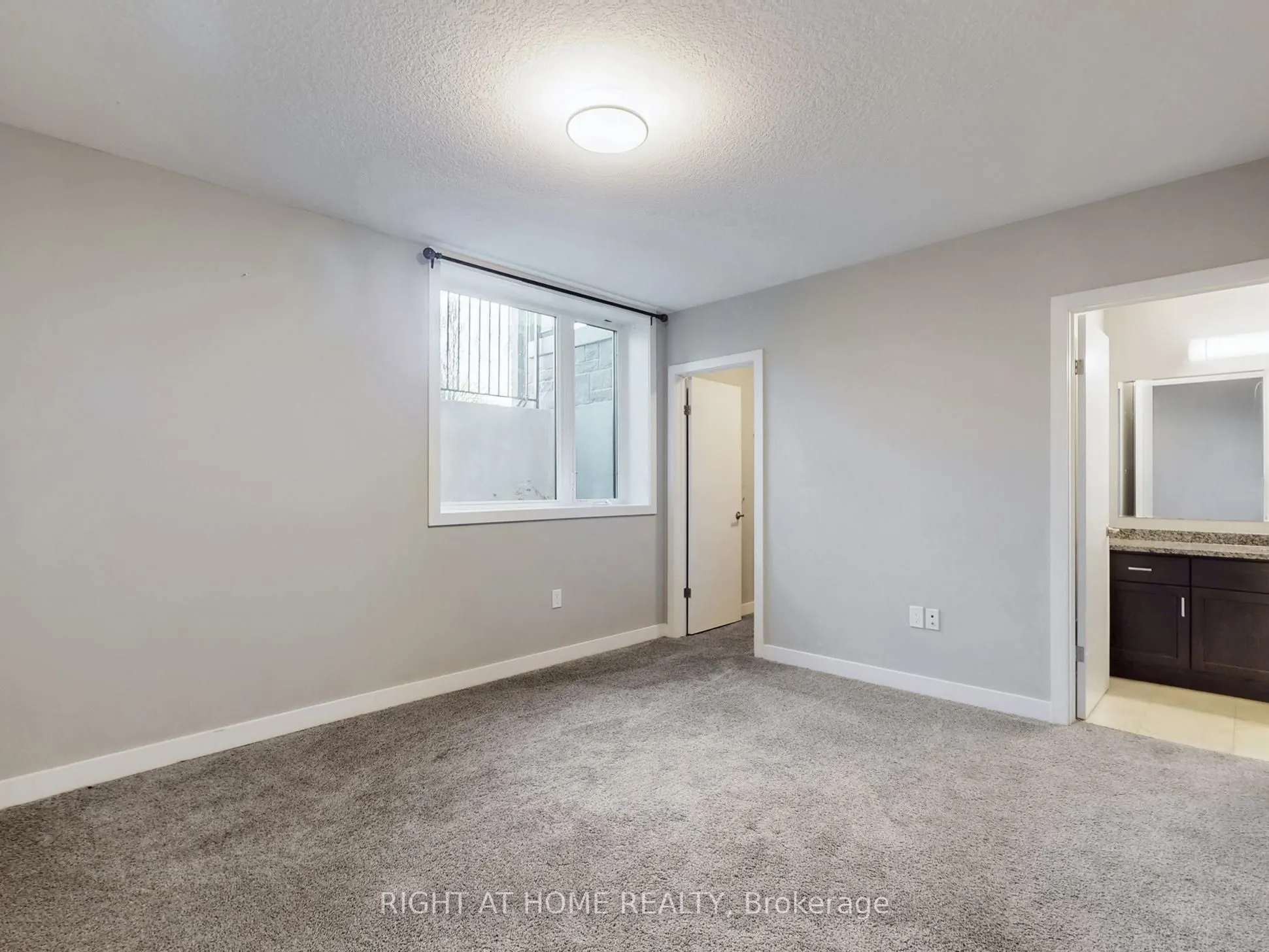 83 Beechwood Avenue, #07