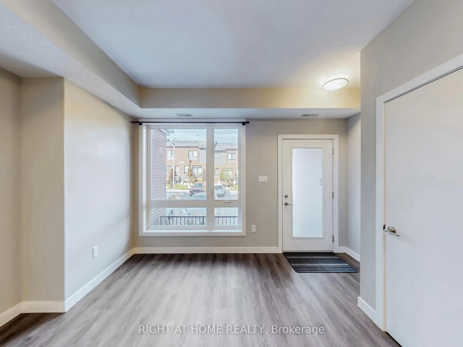83 Beechwood Avenue, #07