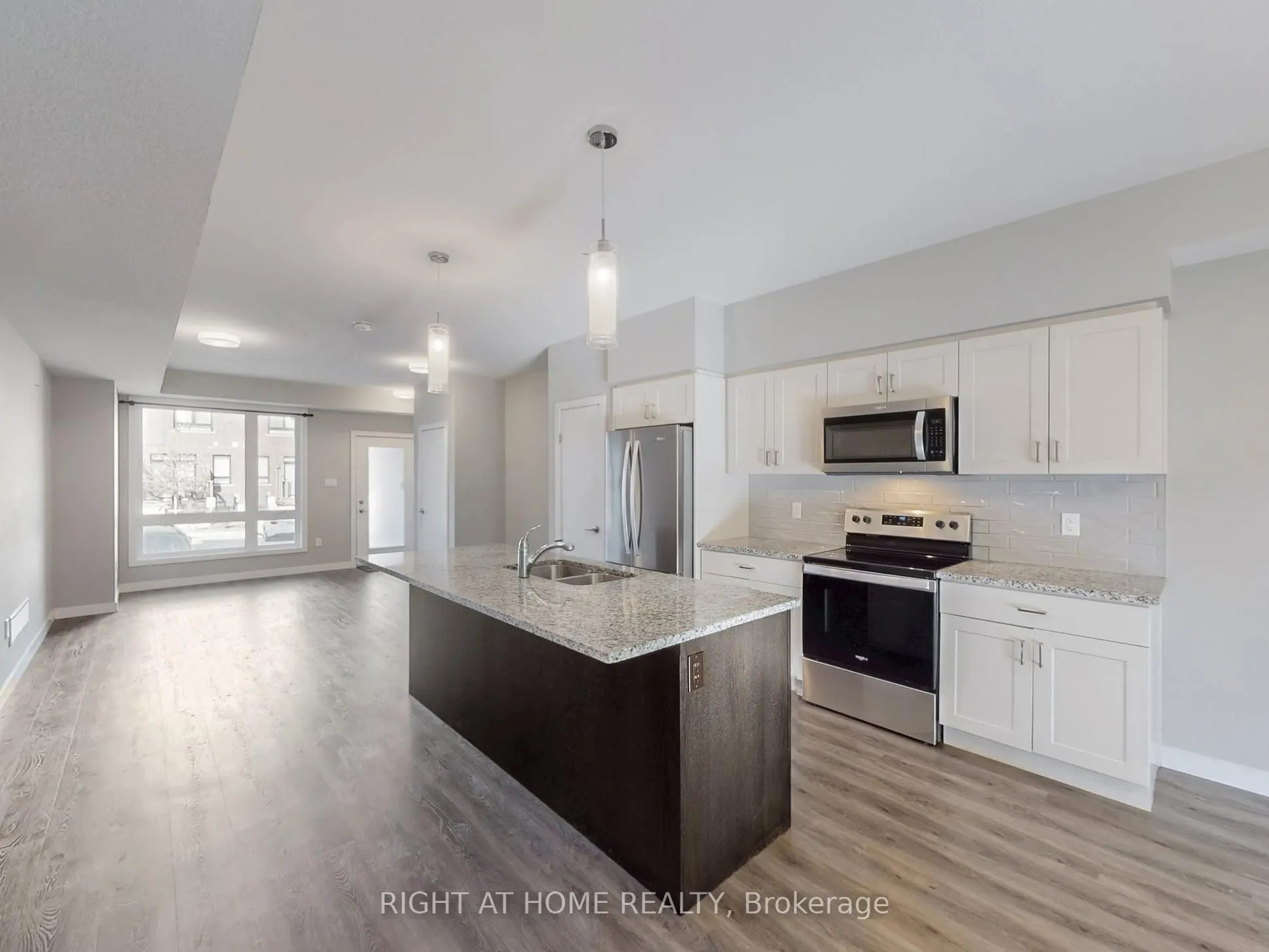 83 Beechwood Avenue, #07