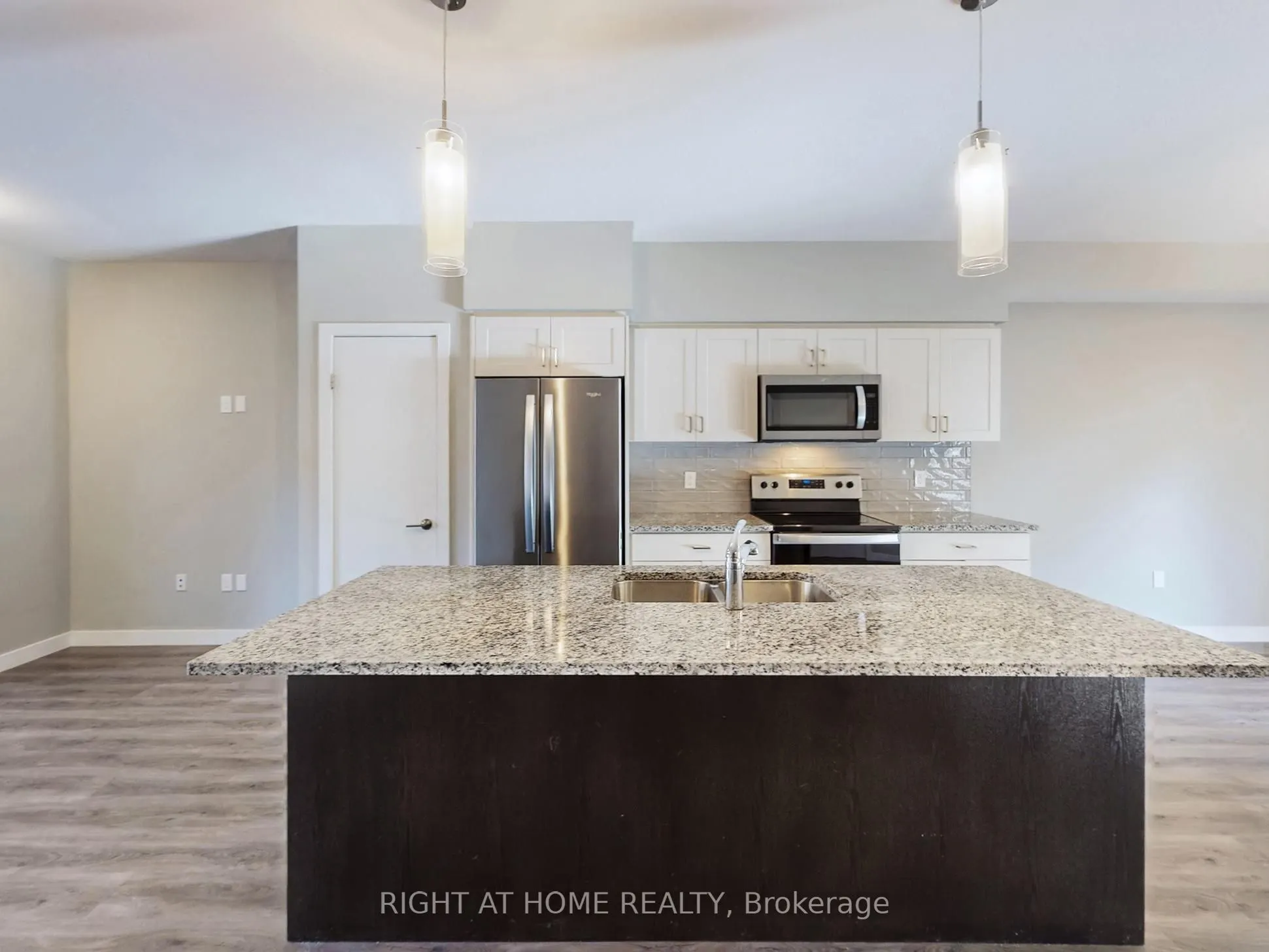 83 Beechwood Avenue, #07