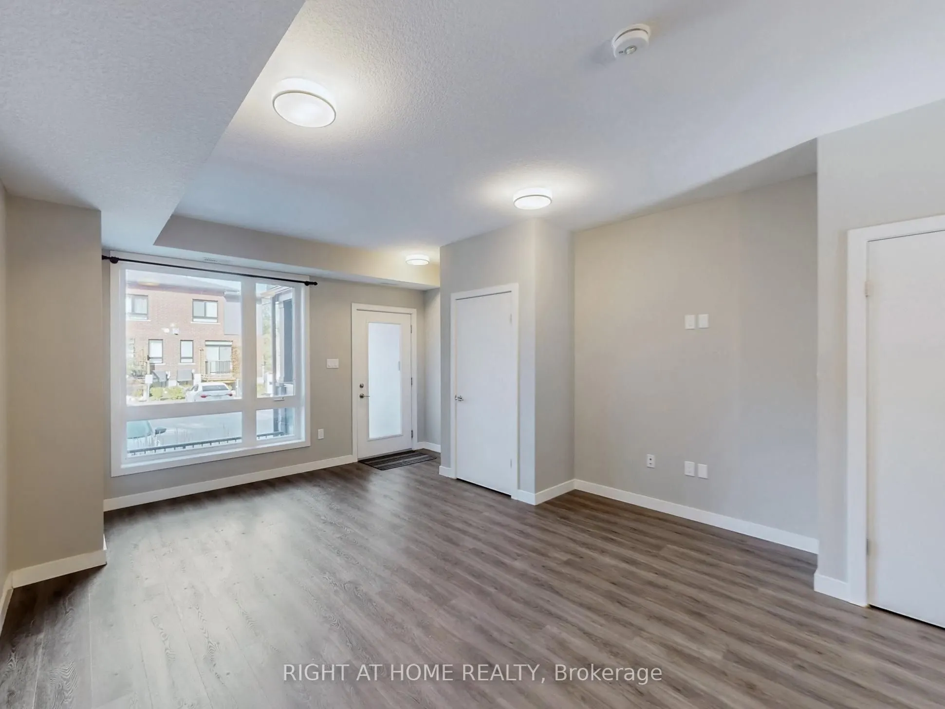 83 Beechwood Avenue, #07