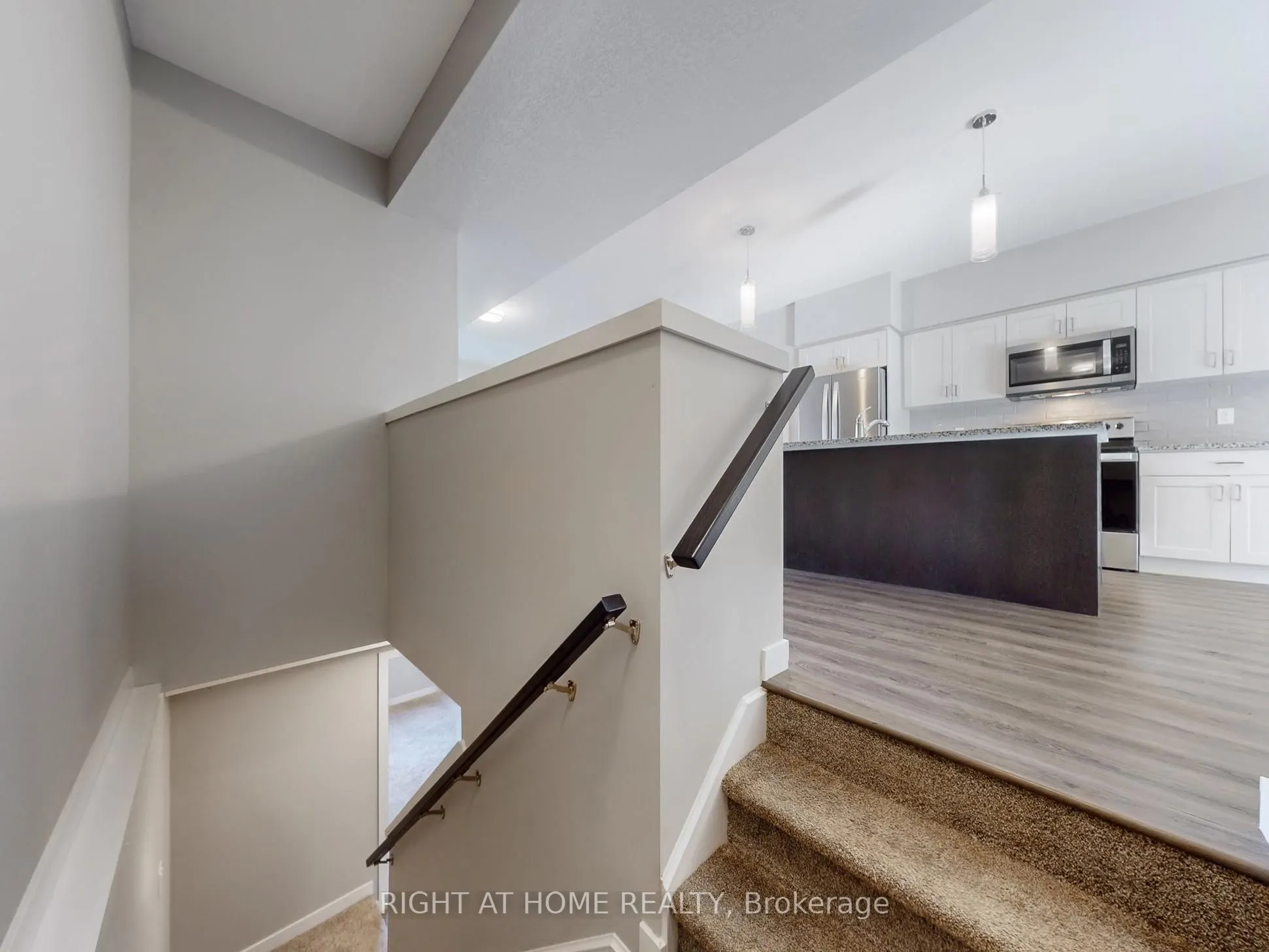 83 Beechwood Avenue, #07