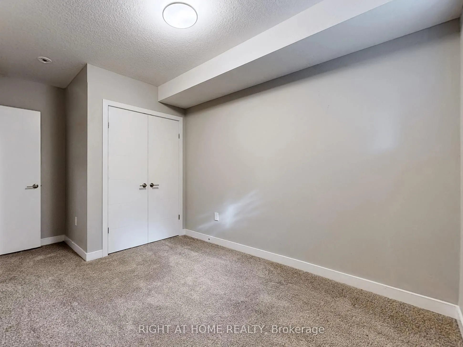 83 Beechwood Avenue, #07