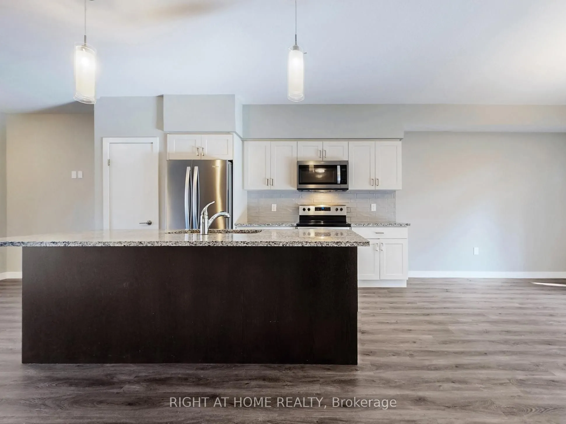 83 Beechwood Avenue, #07