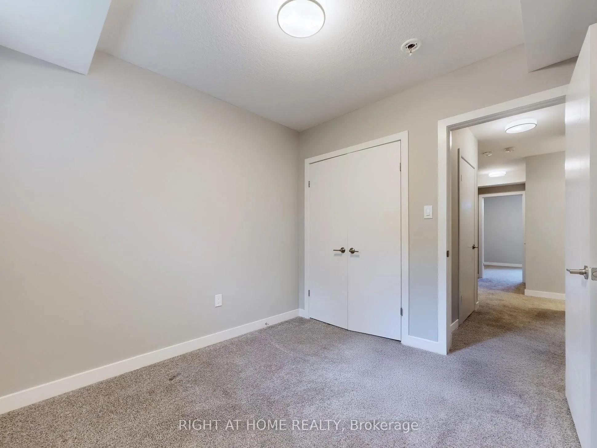 83 Beechwood Avenue, #07